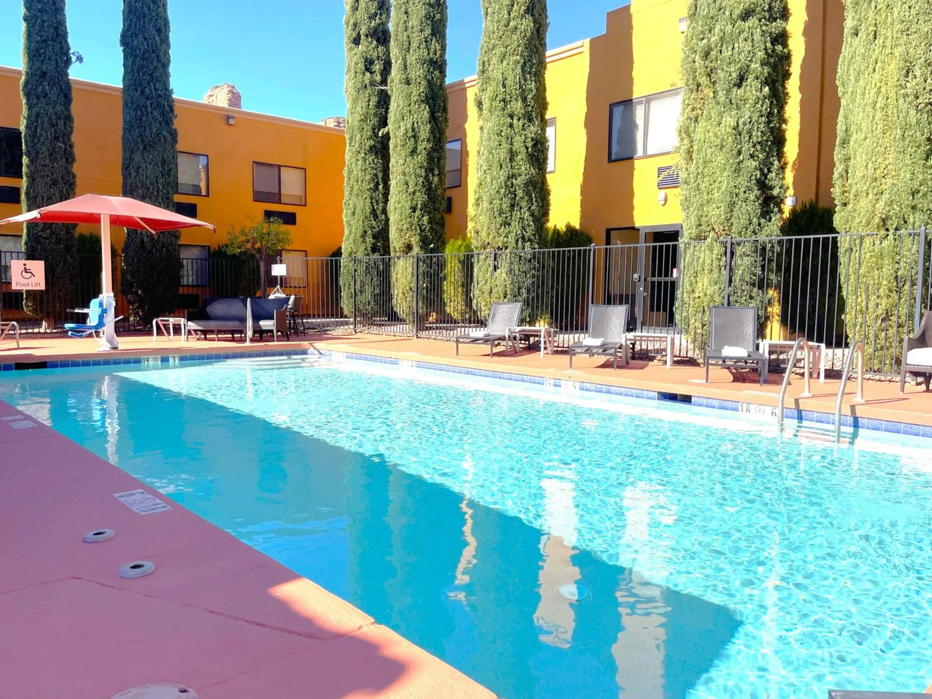 Swimming pool in Holiday Inn Express Sedona - Oak Creek by IHG