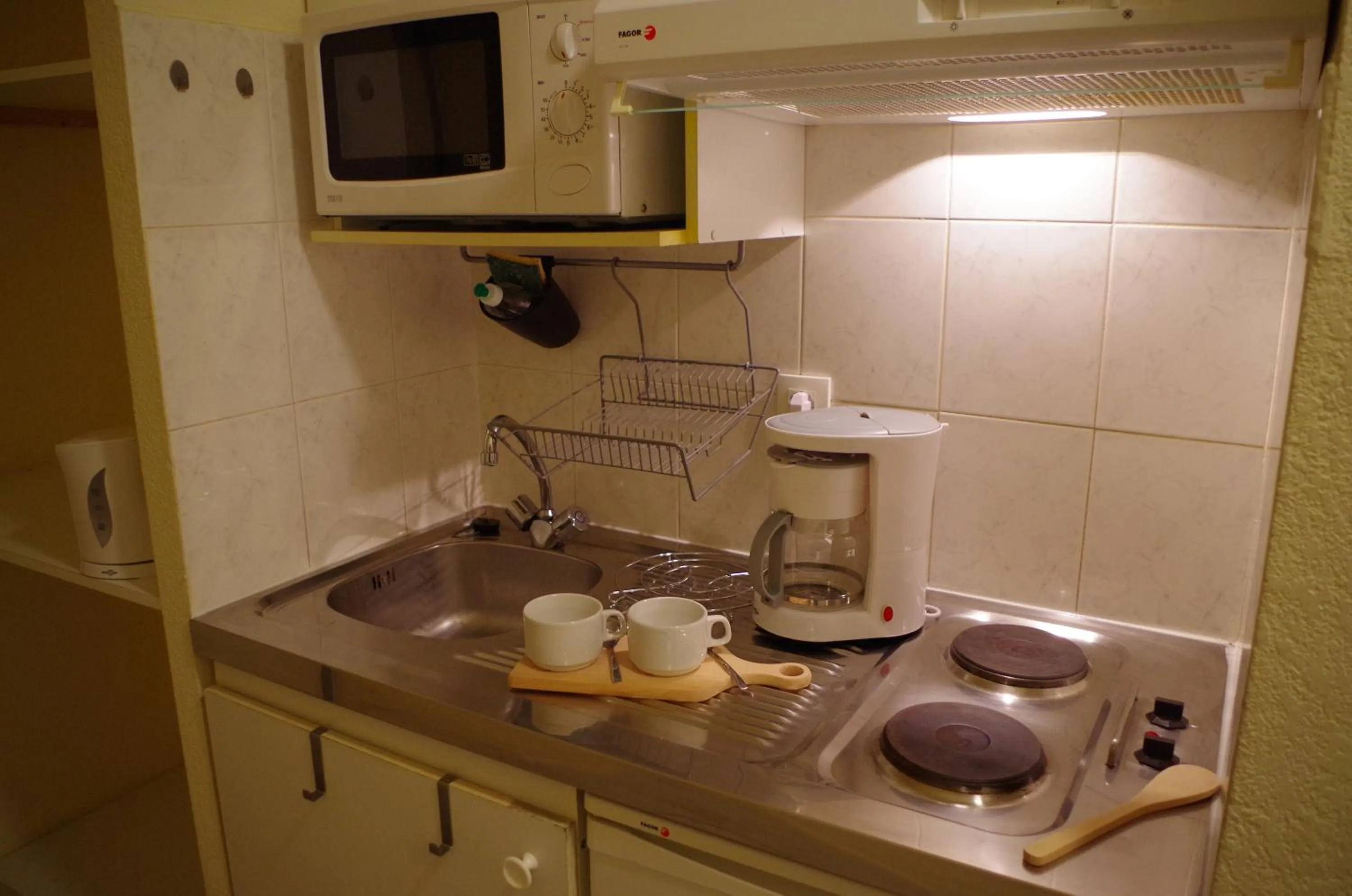 Coffee/tea facilities in Résidence Les Cordeliers
