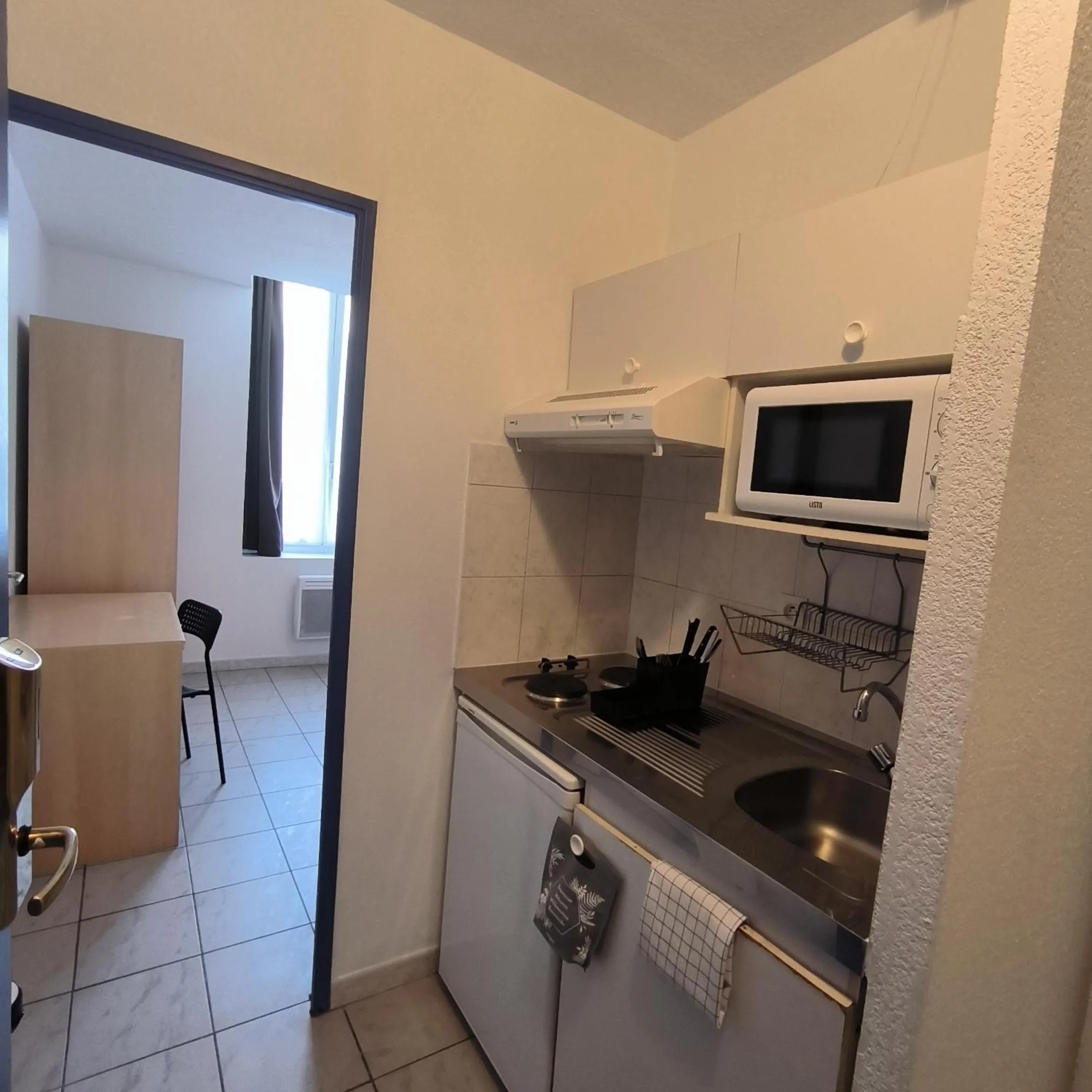 Coffee/tea facilities in Résidence Les Cordeliers