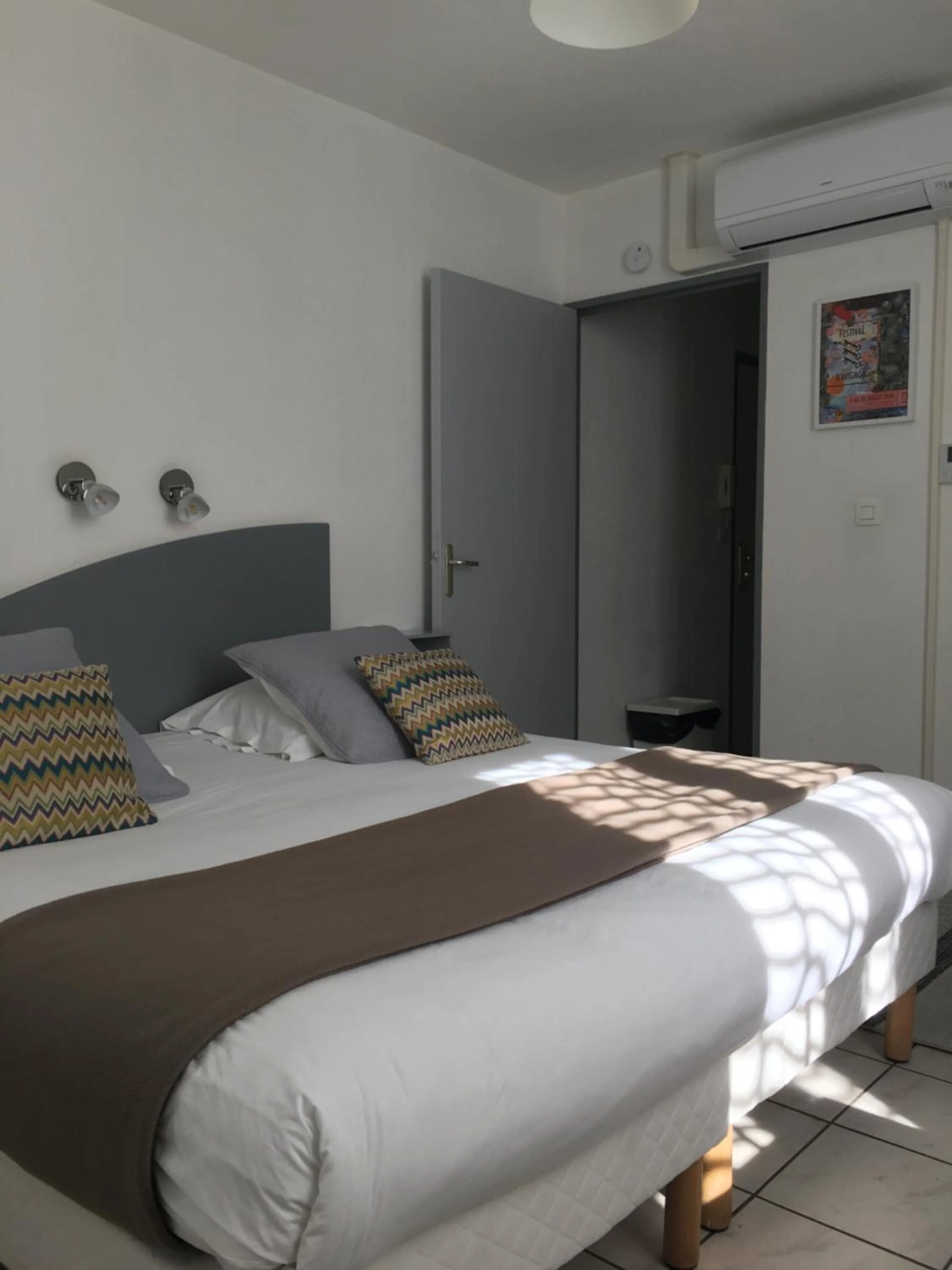 Bed in Résidence Les Cordeliers