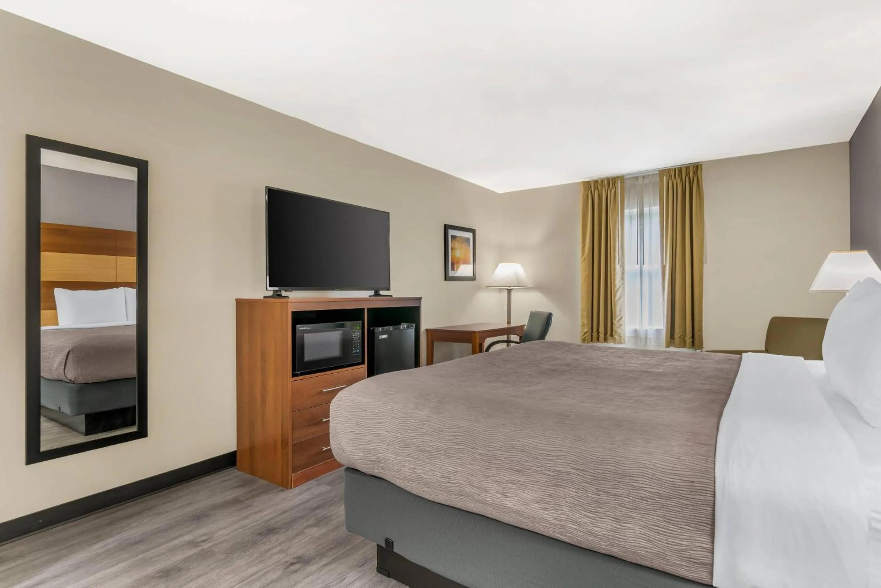 Bedroom, Bed in Quality Inn Loganville US Highway 78