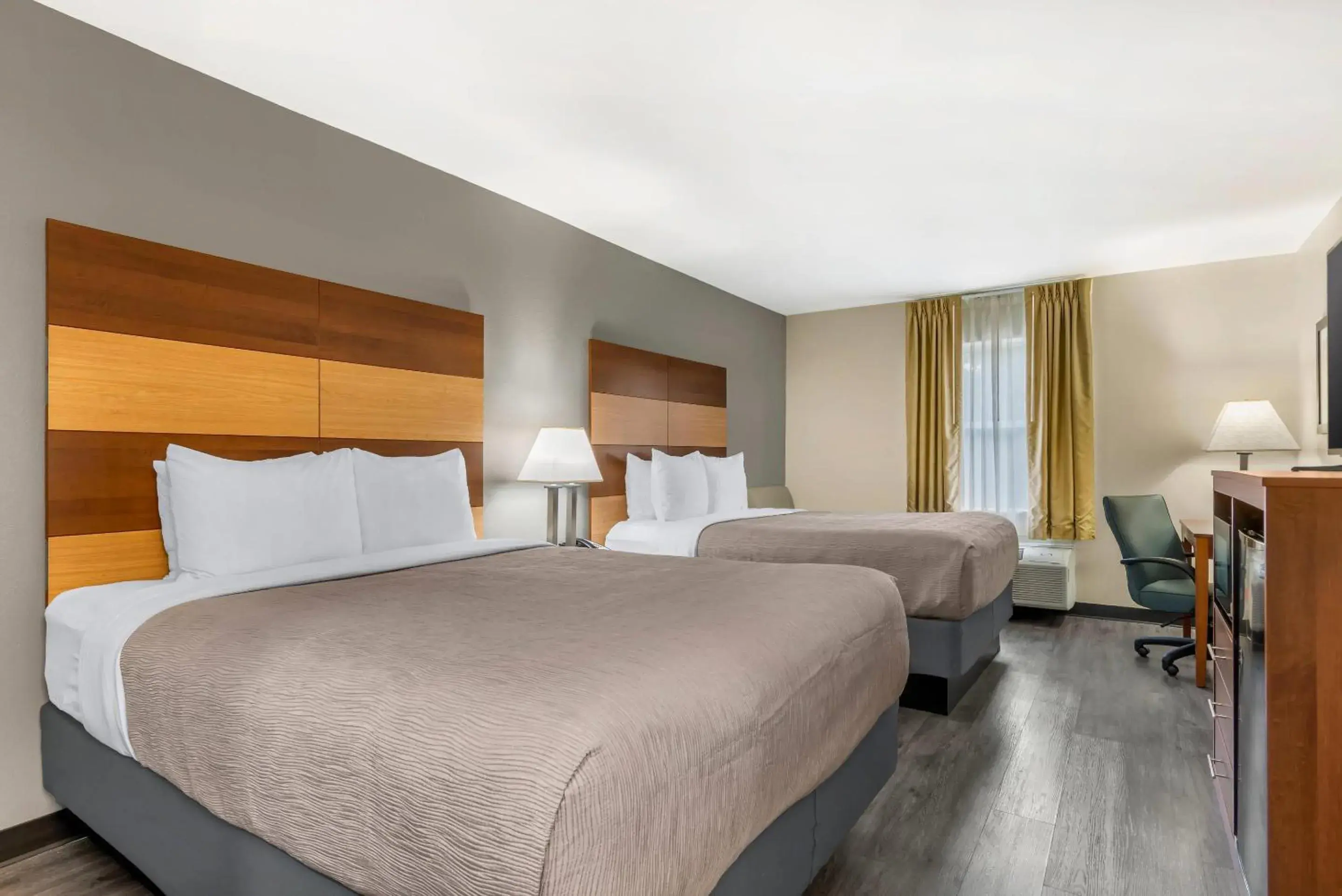 Queen Room with Two Queen Beds - Non-Smoking in Quality Inn Loganville US Highway 78 Queen Room with Two Queen Beds - Non-Smoking in Quality Inn Loganville US Highway 78