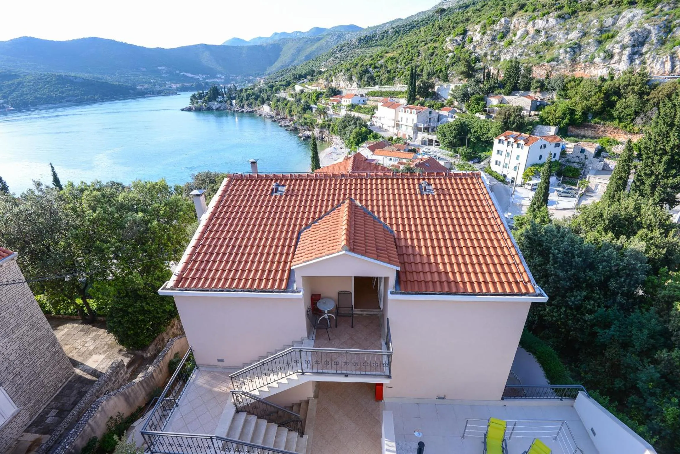 Facade/entrance in Villa Lanterna
