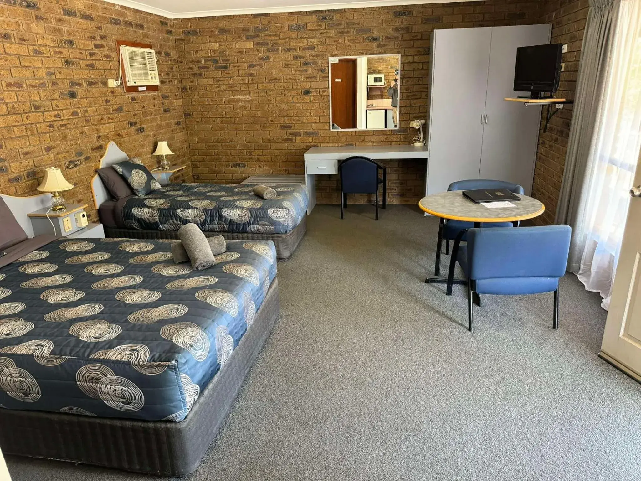 Twin Room - Disability Access in Tooleybuc Motel Twin Room - Disability Access in Tooleybuc Motel