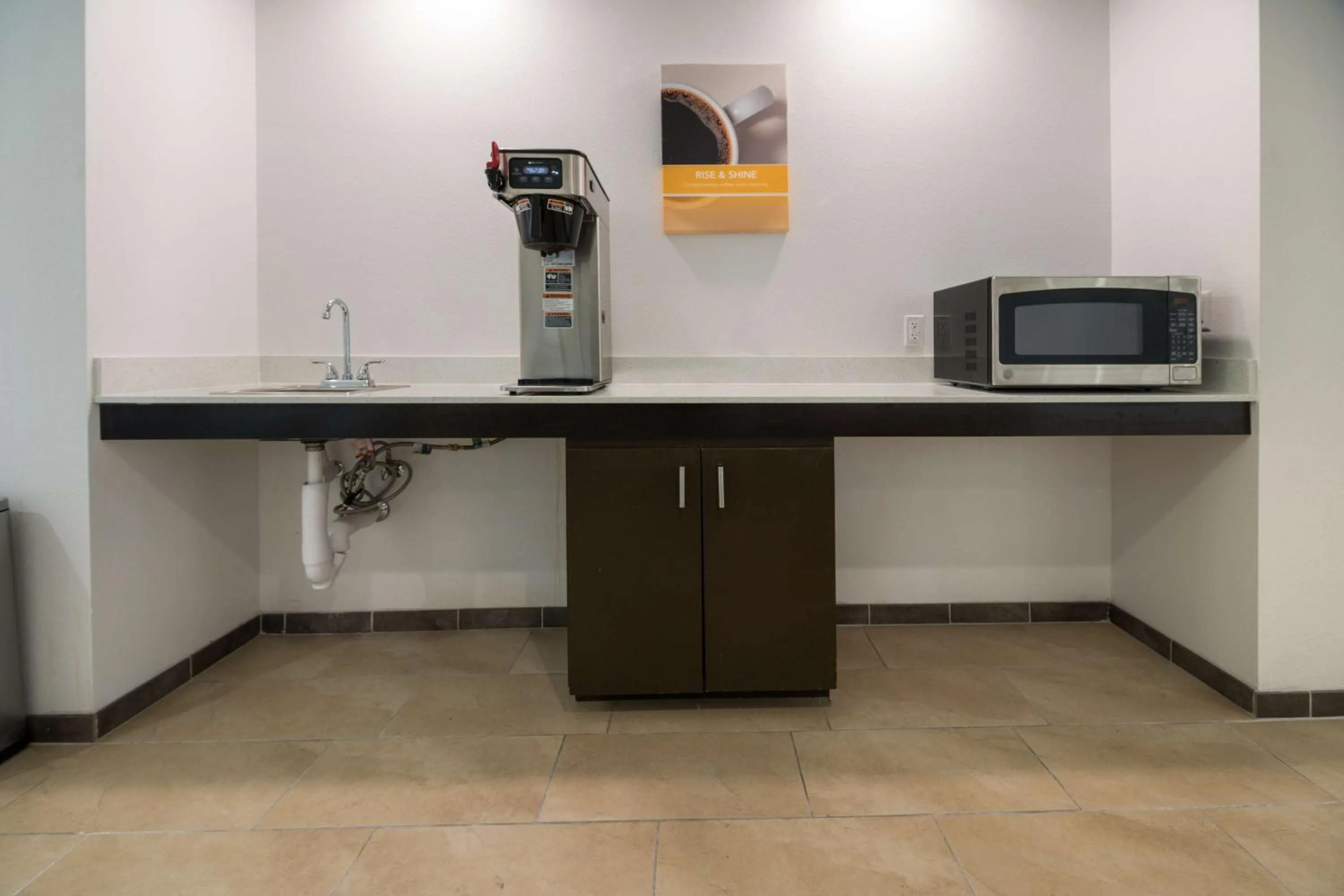 Restaurant/places to eat in Studio 6-Corpus Christi, TX