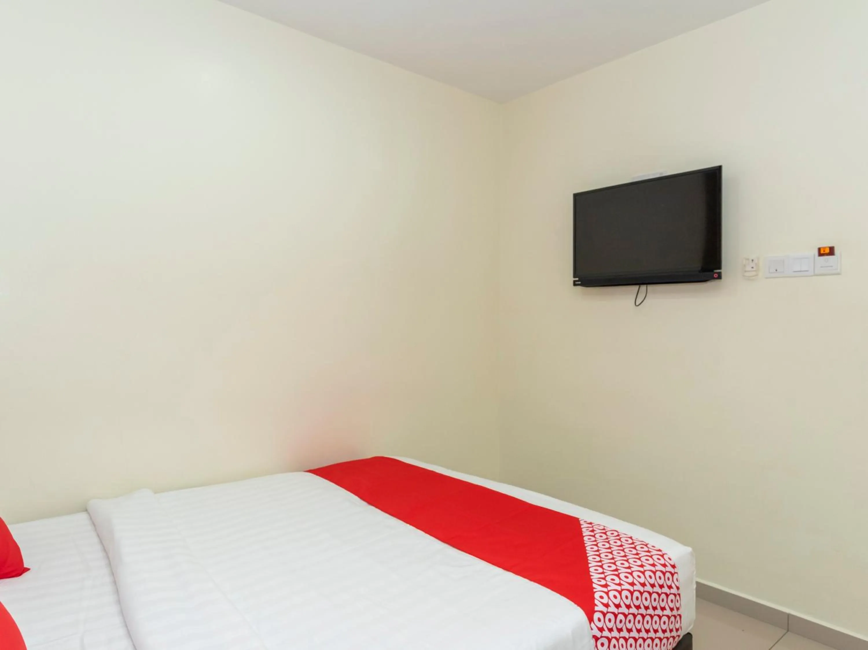 Bedroom, Bed in MK Paradise hotel