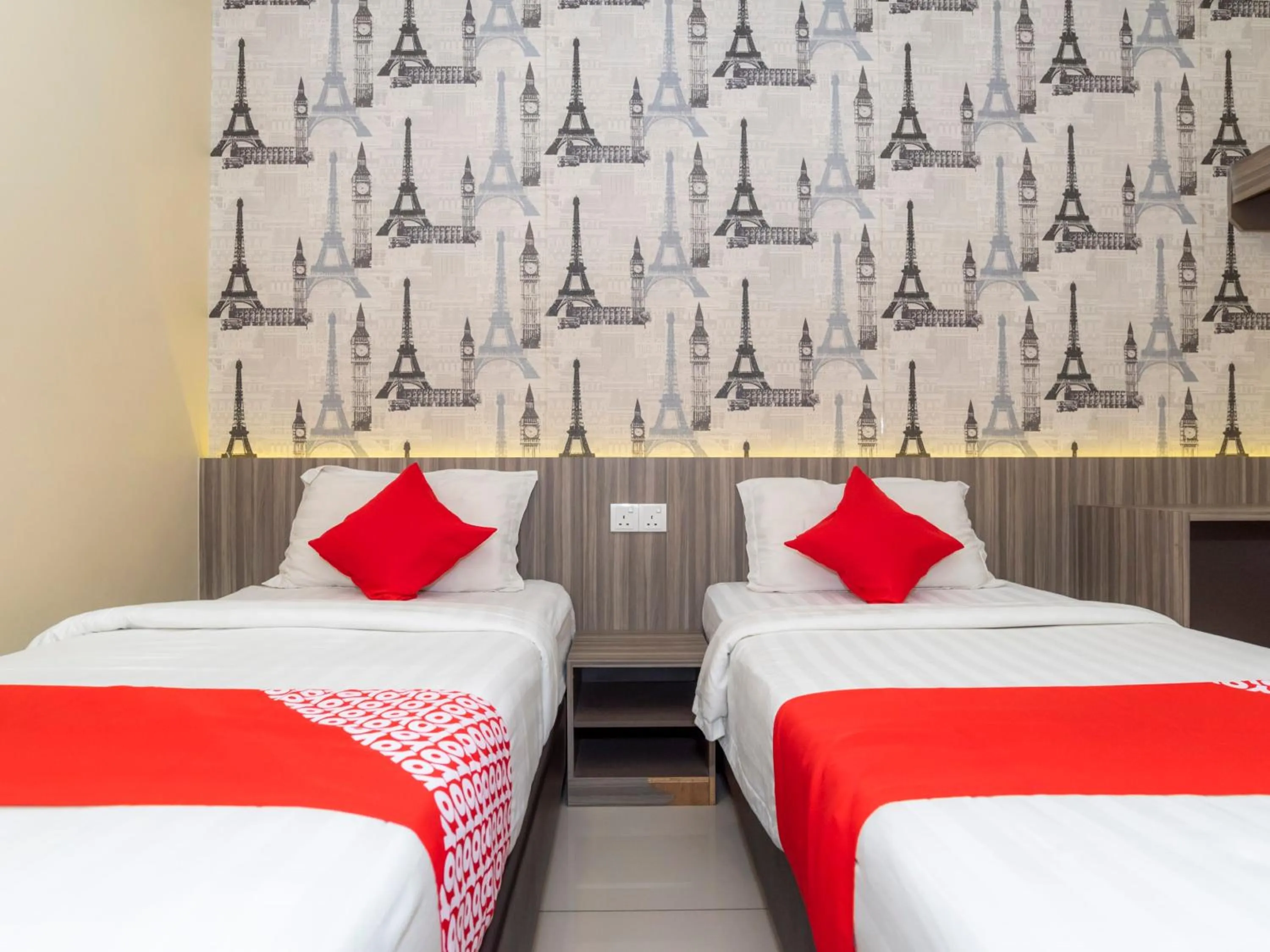 Bedroom, Bed in MK Paradise hotel