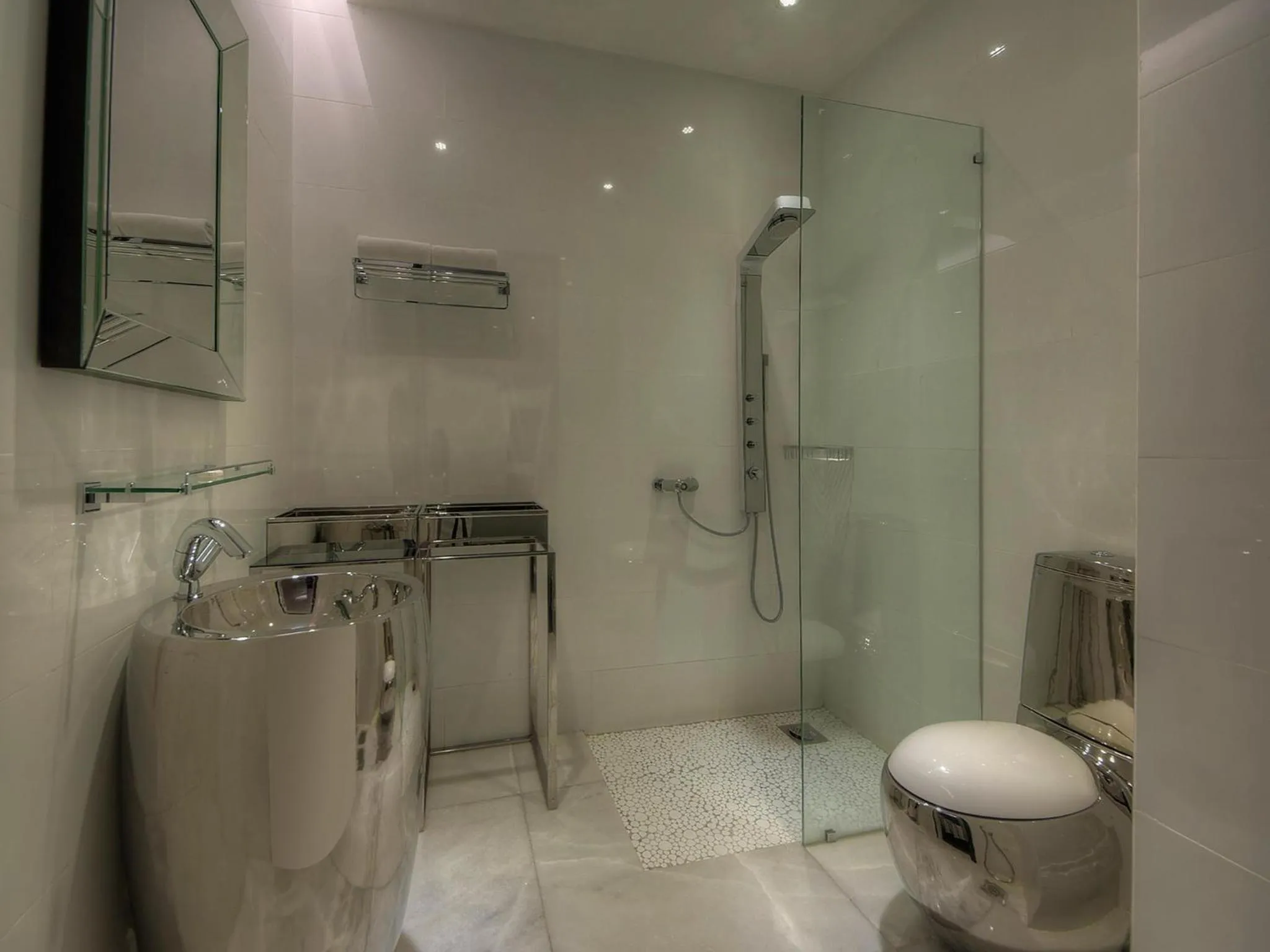 Bathroom in Arenaa Star Hotel