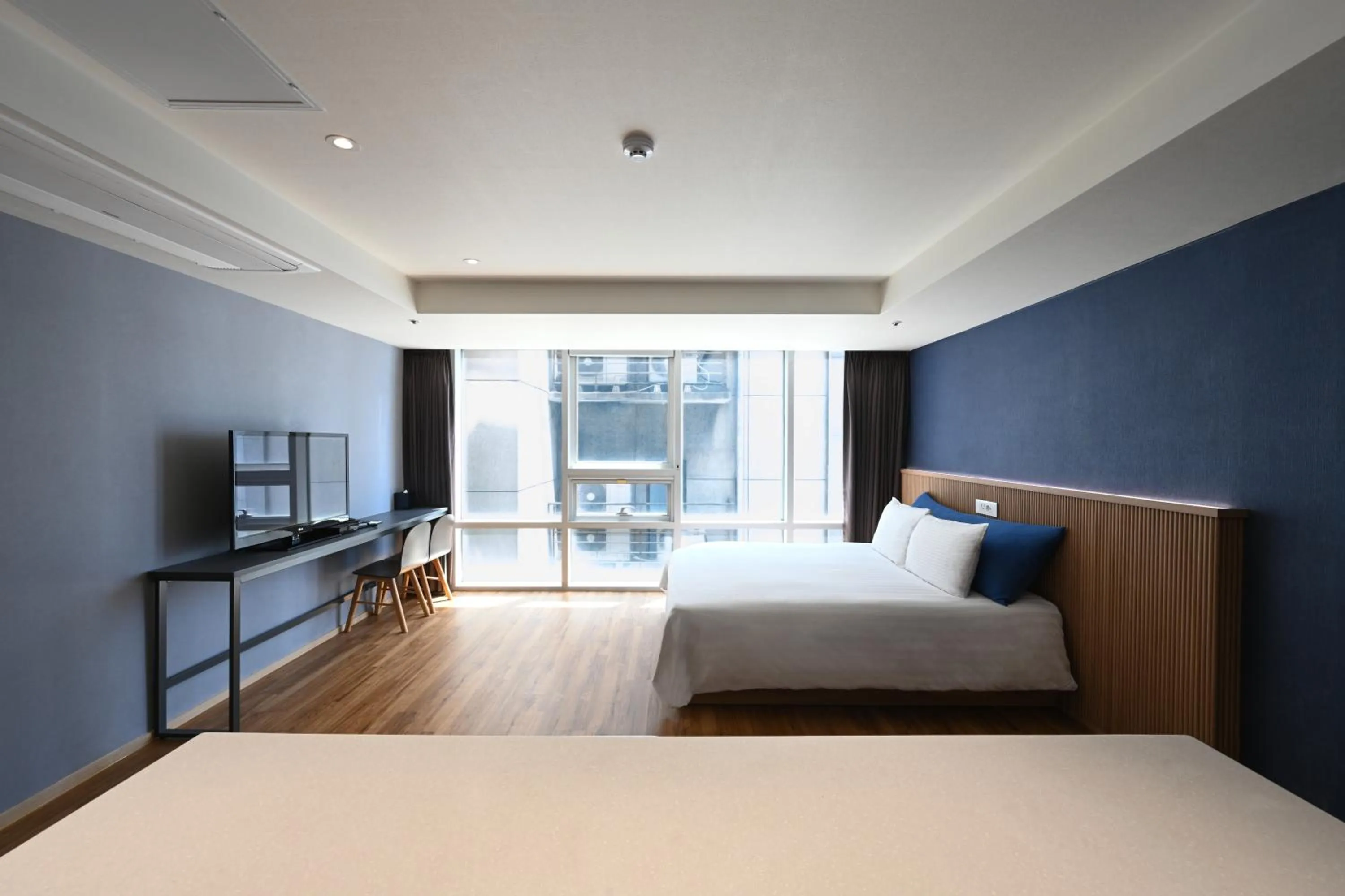 Bed in Kolon Seacloud Hotel