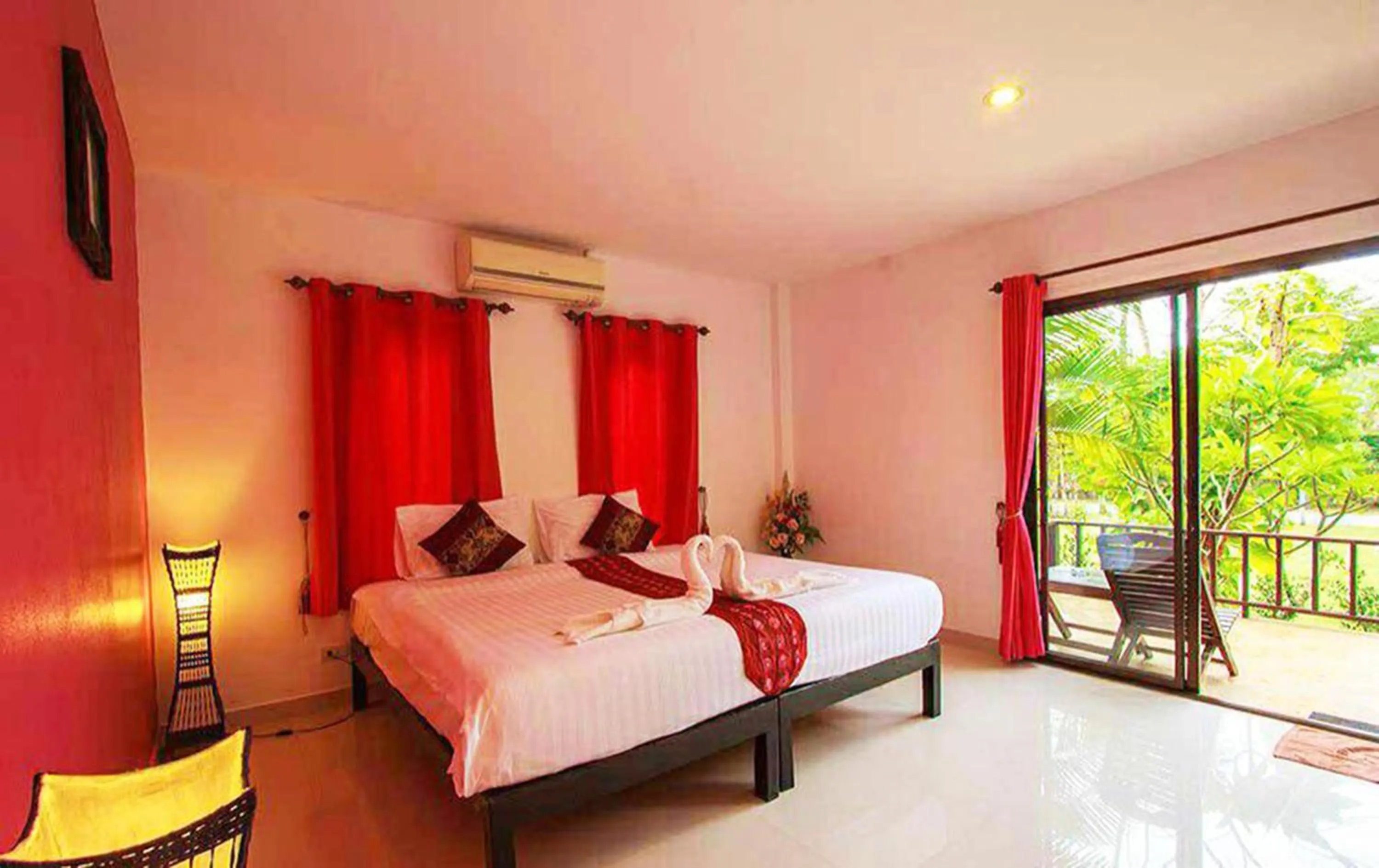 Bedroom, Bed in Pranburi Cabana Resort