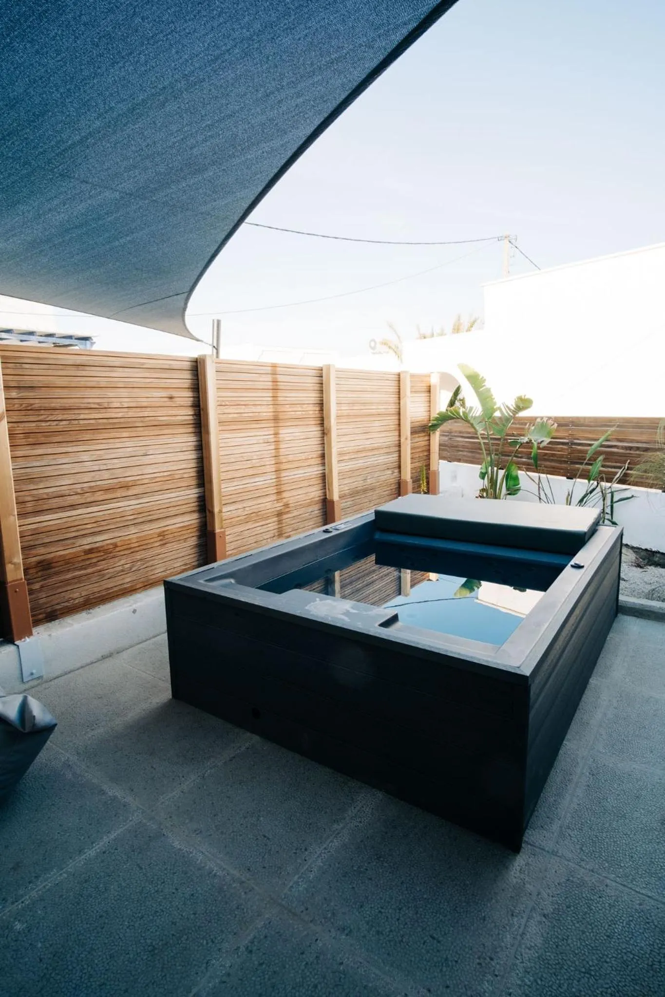 Hot Tub in Mesanto Luxury Suites