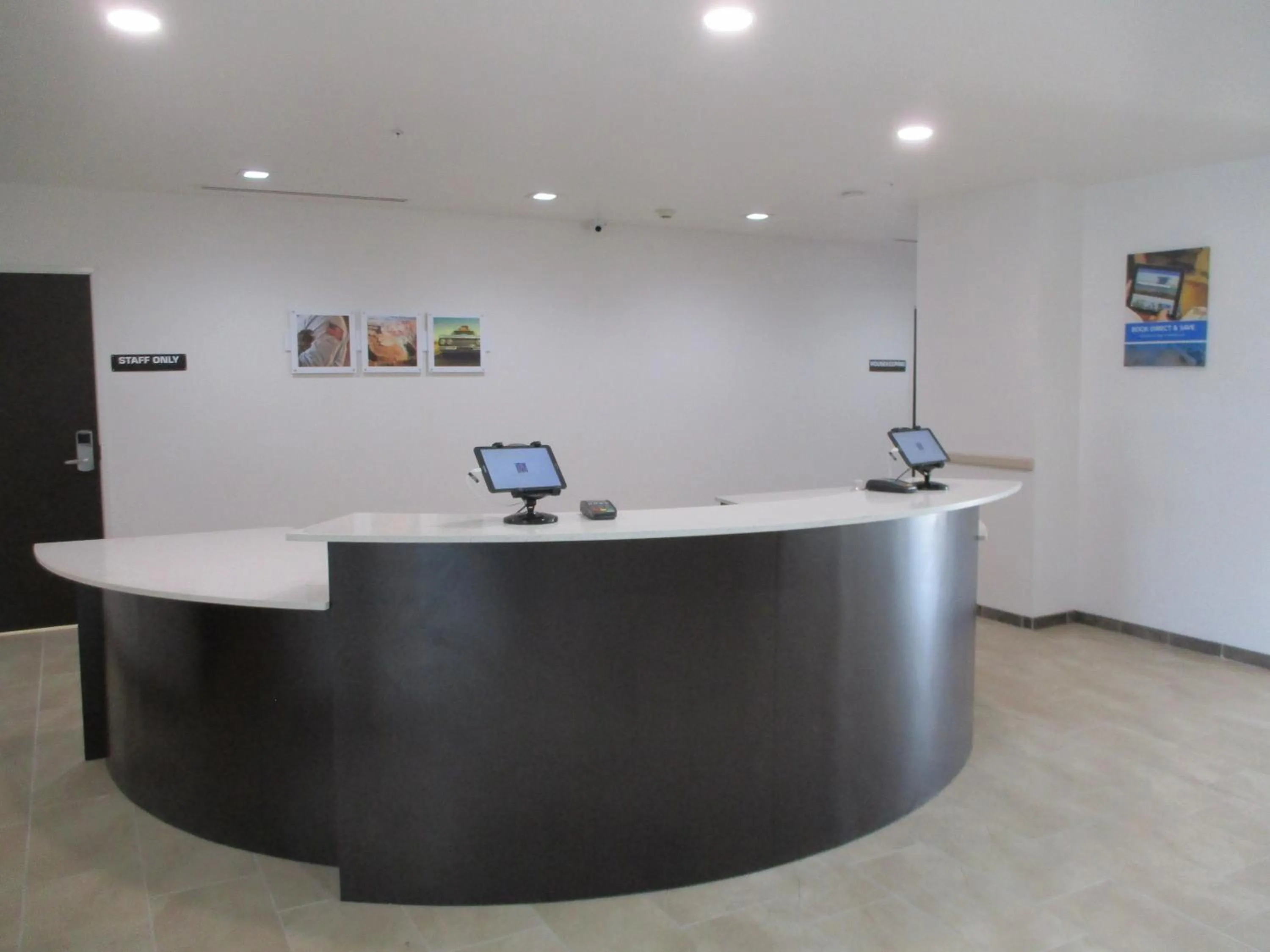 Lobby or reception in Motel 6-Corpus Christi, TX