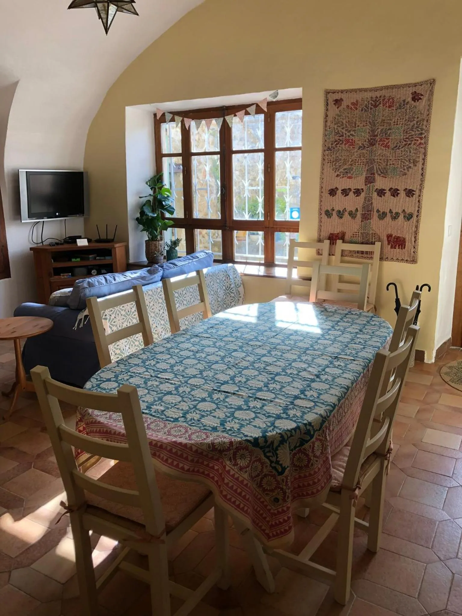 Living room in Les Yourtes de Provence