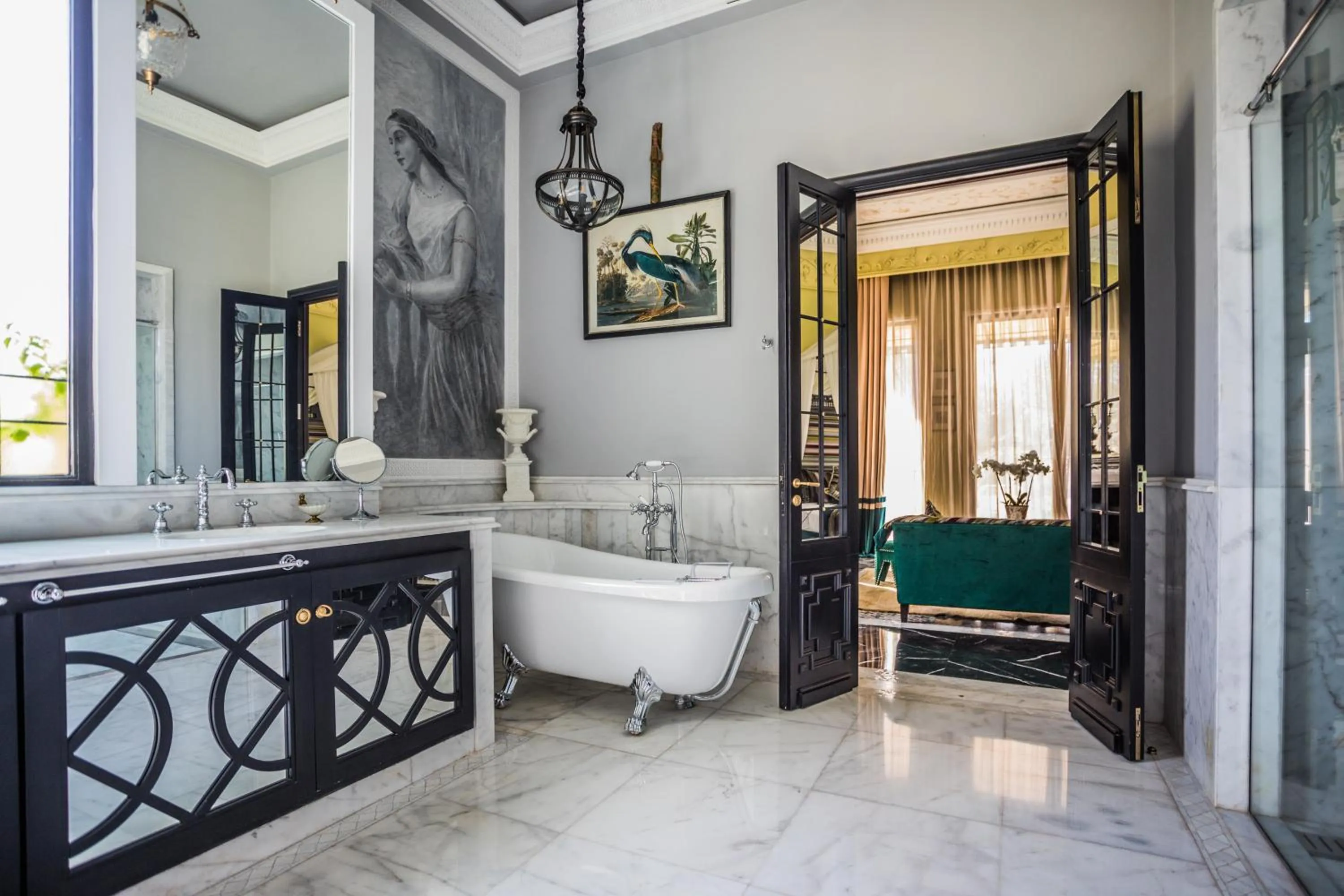 Bathroom, Bed in Palais Ronsard Relais & Chateaux