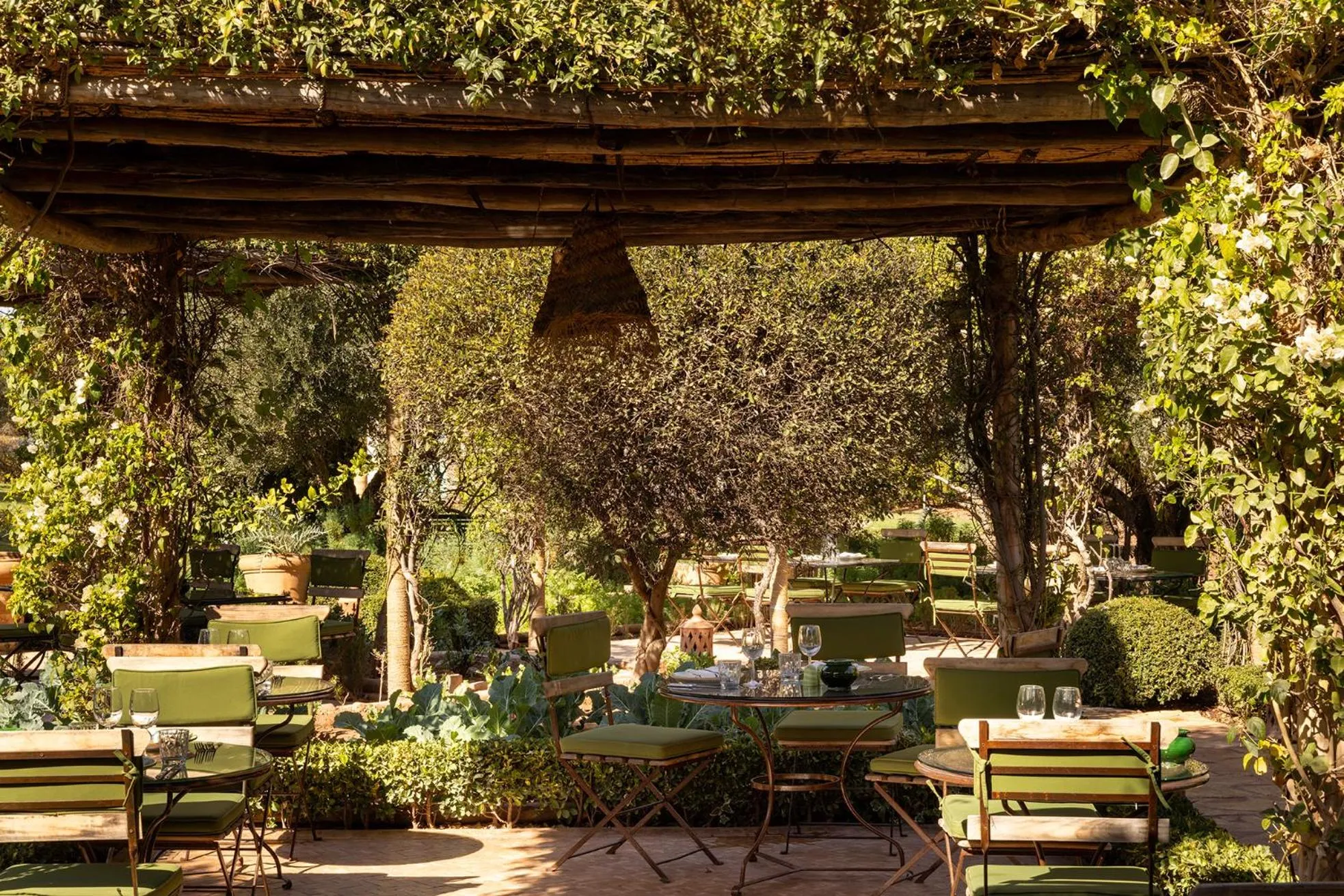 Restaurant/places to eat in Palais Ronsard Relais & Chateaux