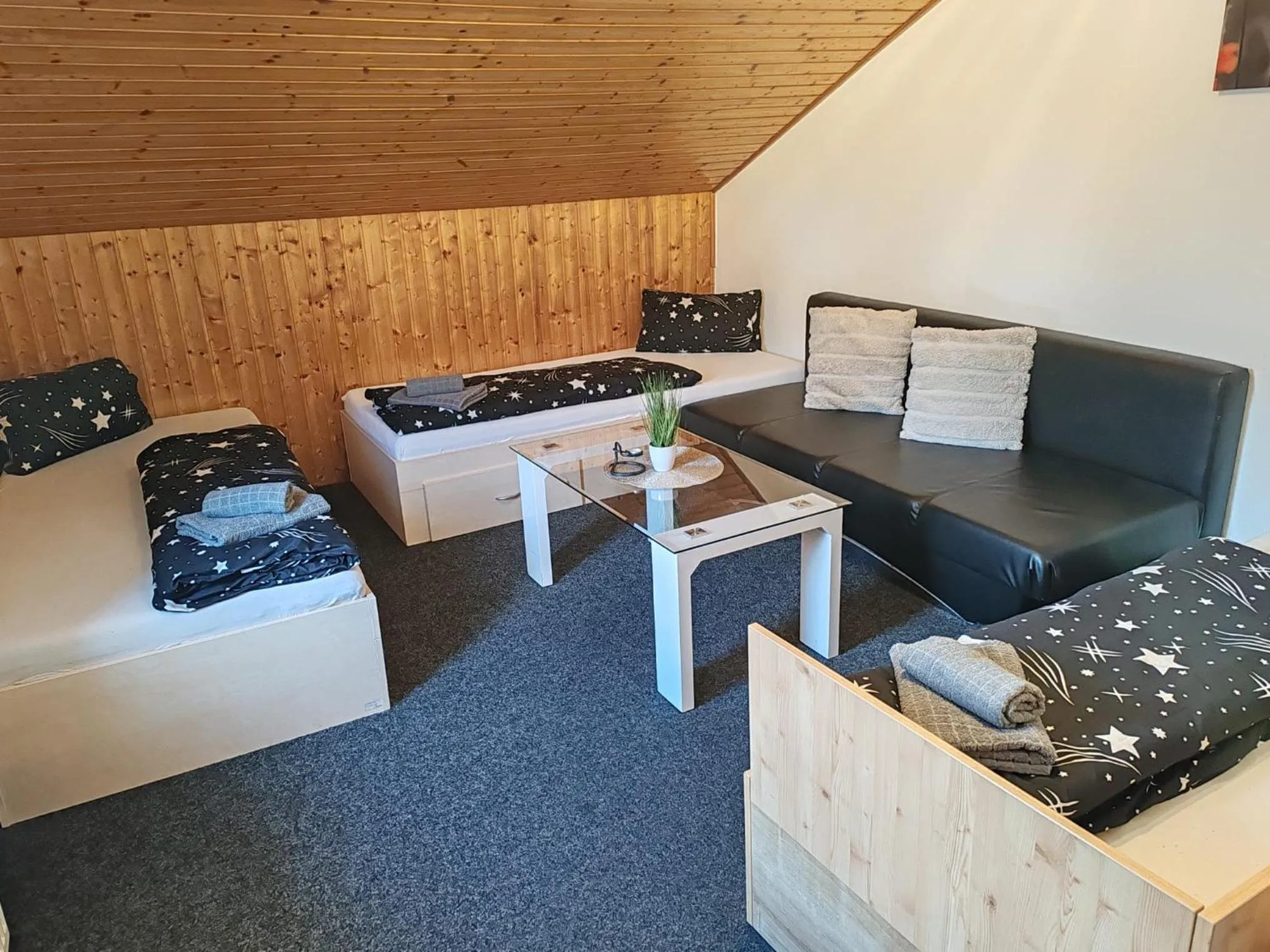 Restaurace a penzion Lutena