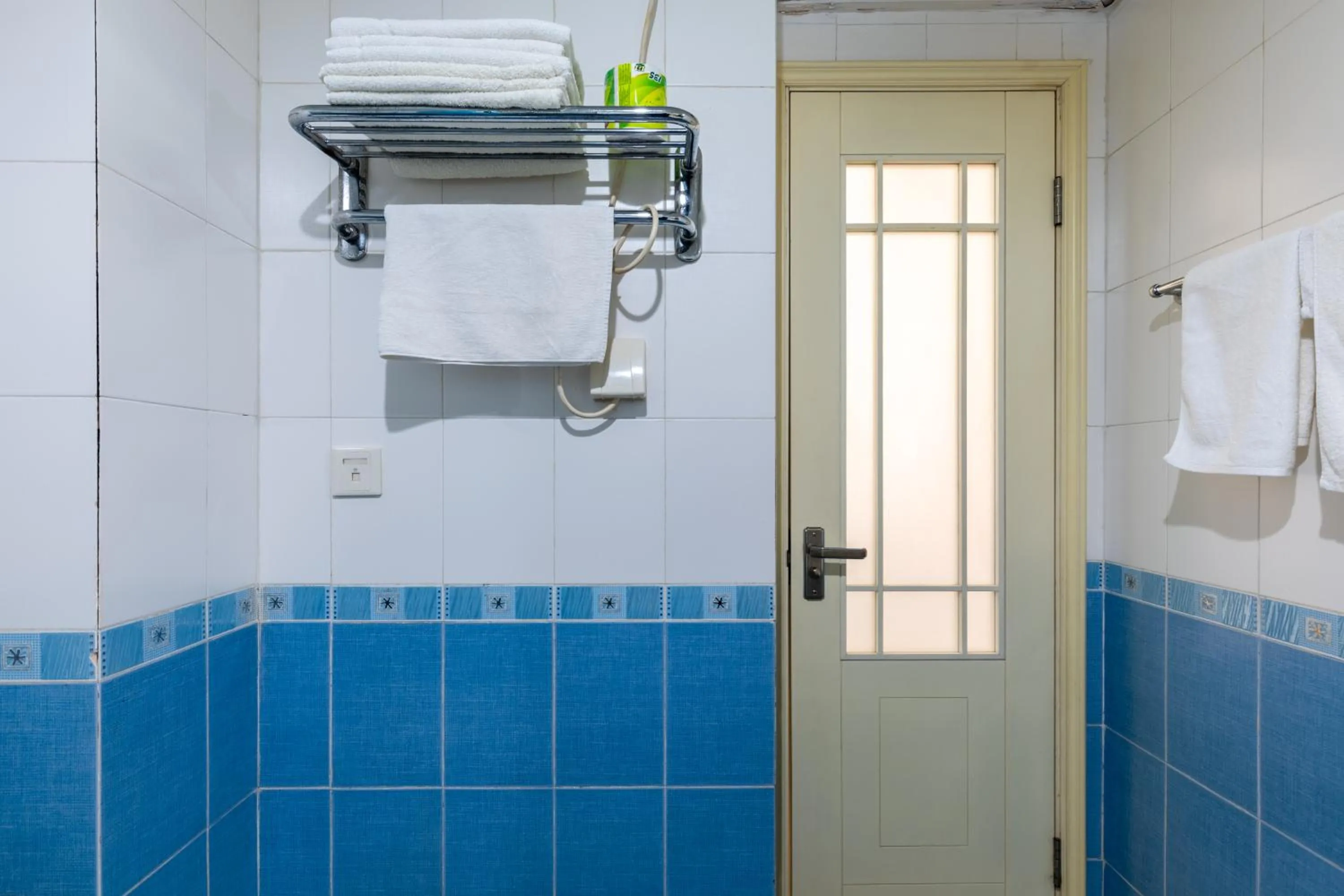 Bathroom in Dalian Xiuzhu Mansion Apartment
