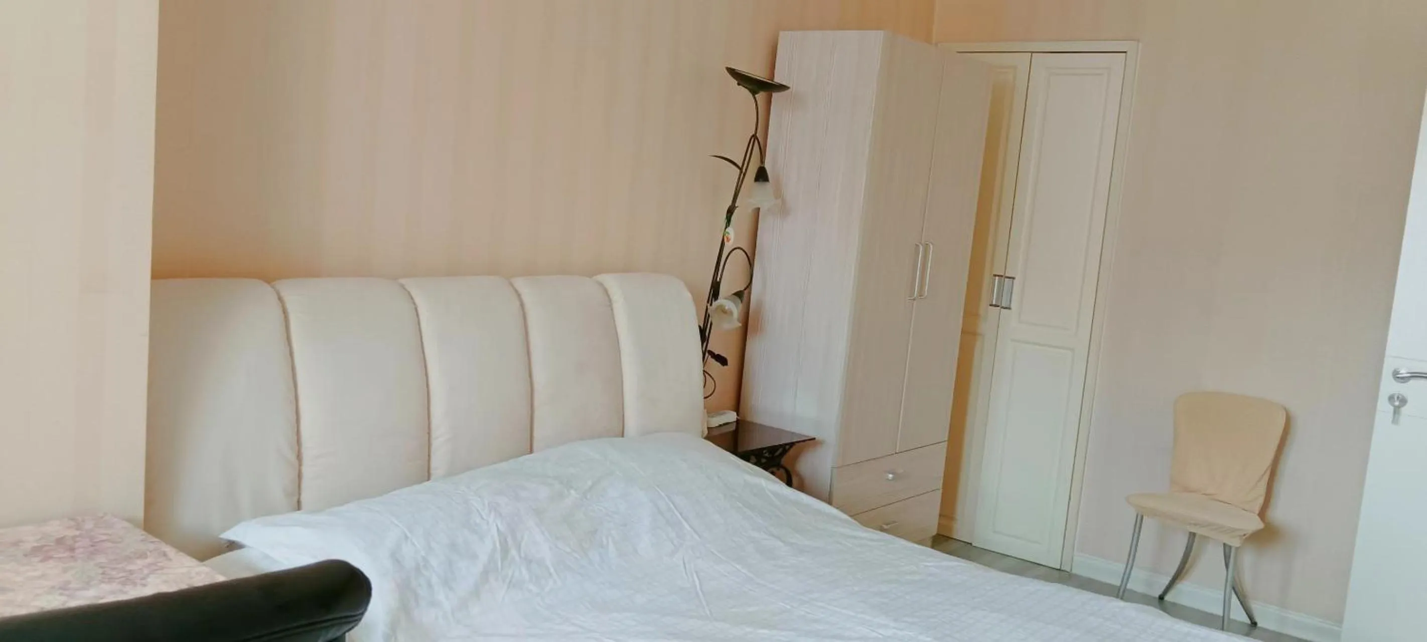 Bedroom, Bed in Dalian Xiuzhu Mansion Apartment