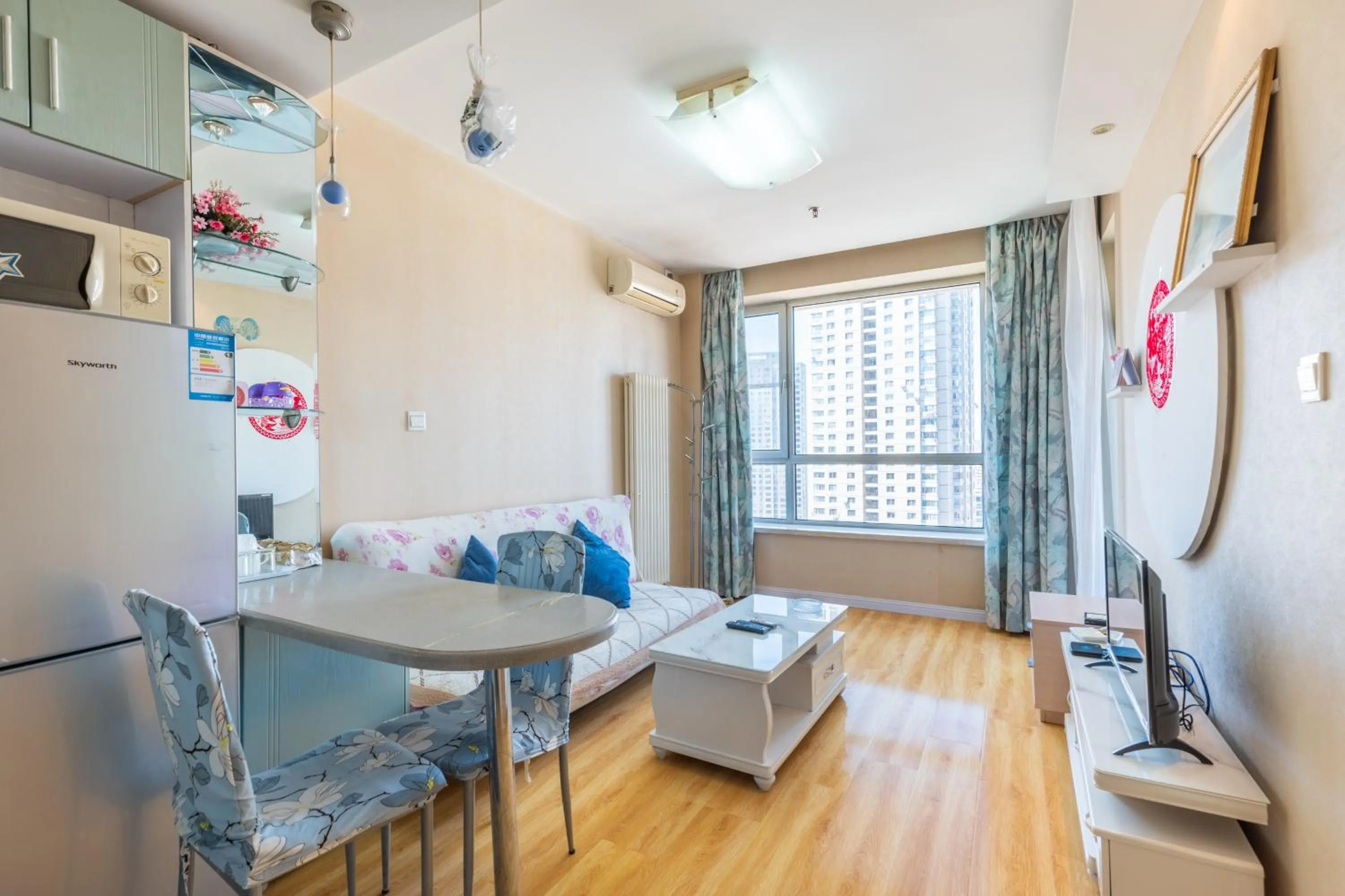 Kitchen or kitchenette in Dalian Xiuzhu Mansion Apartment