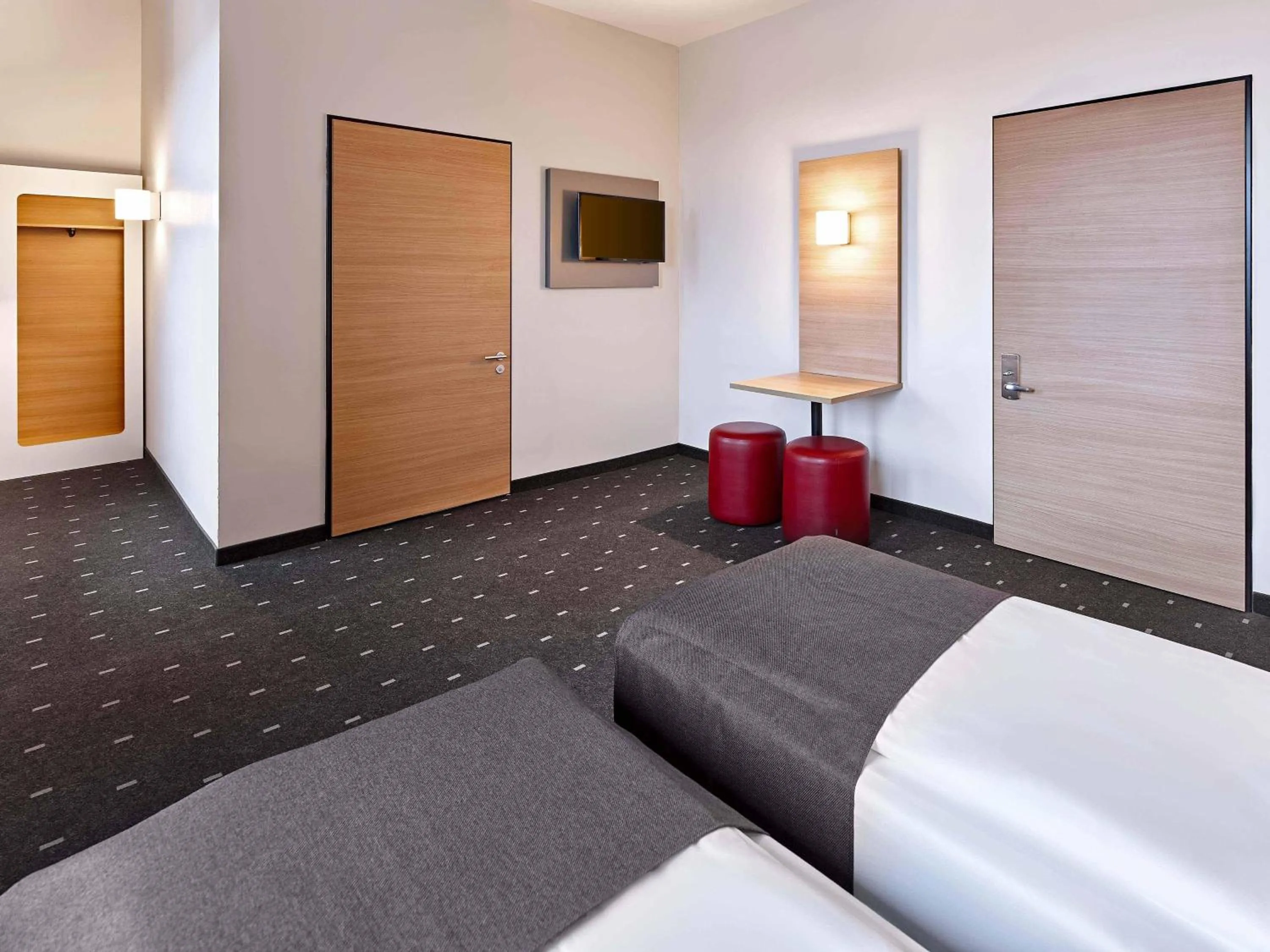 Photo of the whole room, Bed in B&B Hotel Köln-Troisdorf