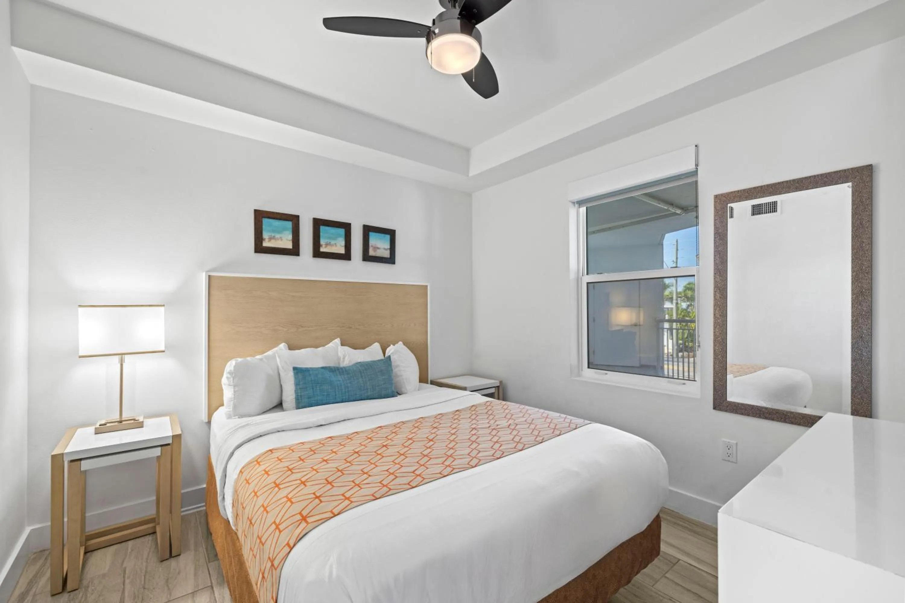 Bedroom, Bed in Provident Oceana Beachfront Suites