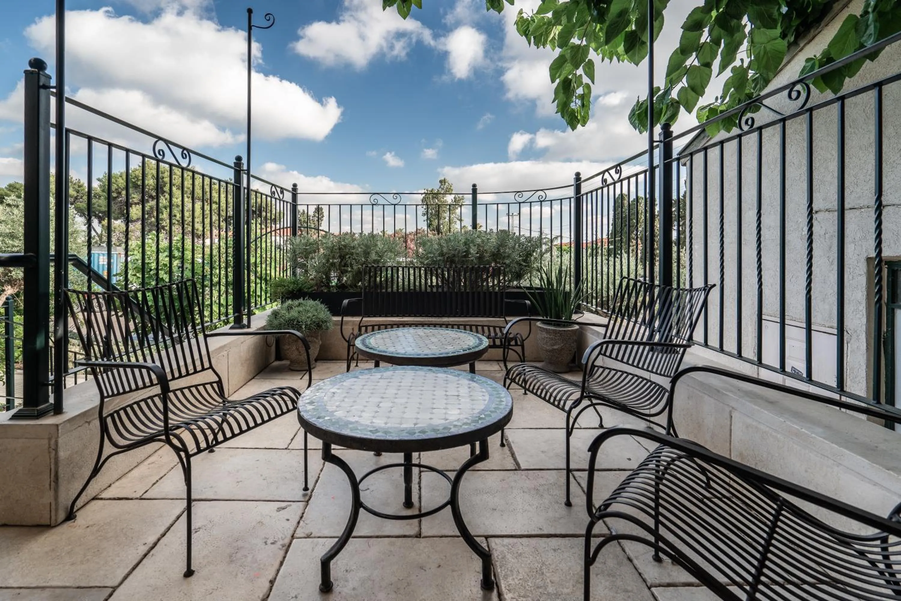 Patio in Zamarin Hotel & Spa