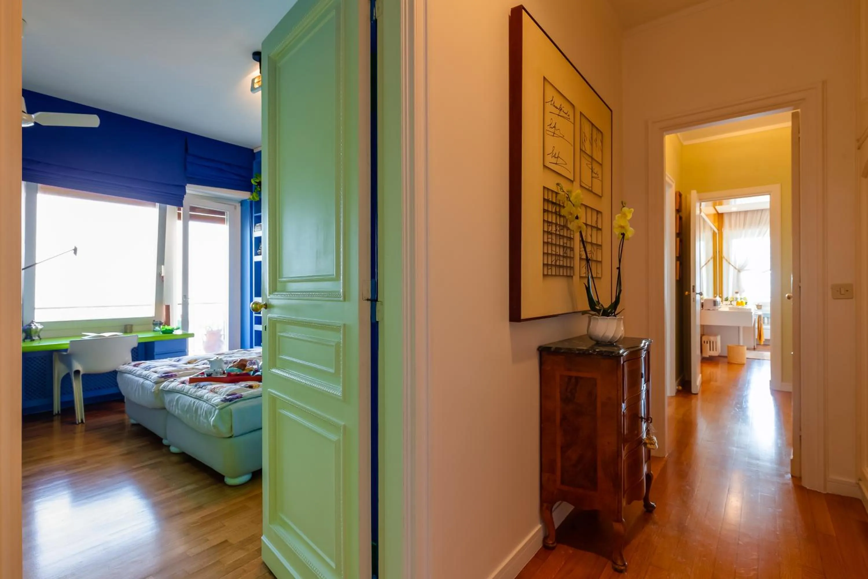 Decorative detail, Bed in O-House Posillipo by Napoliapartments