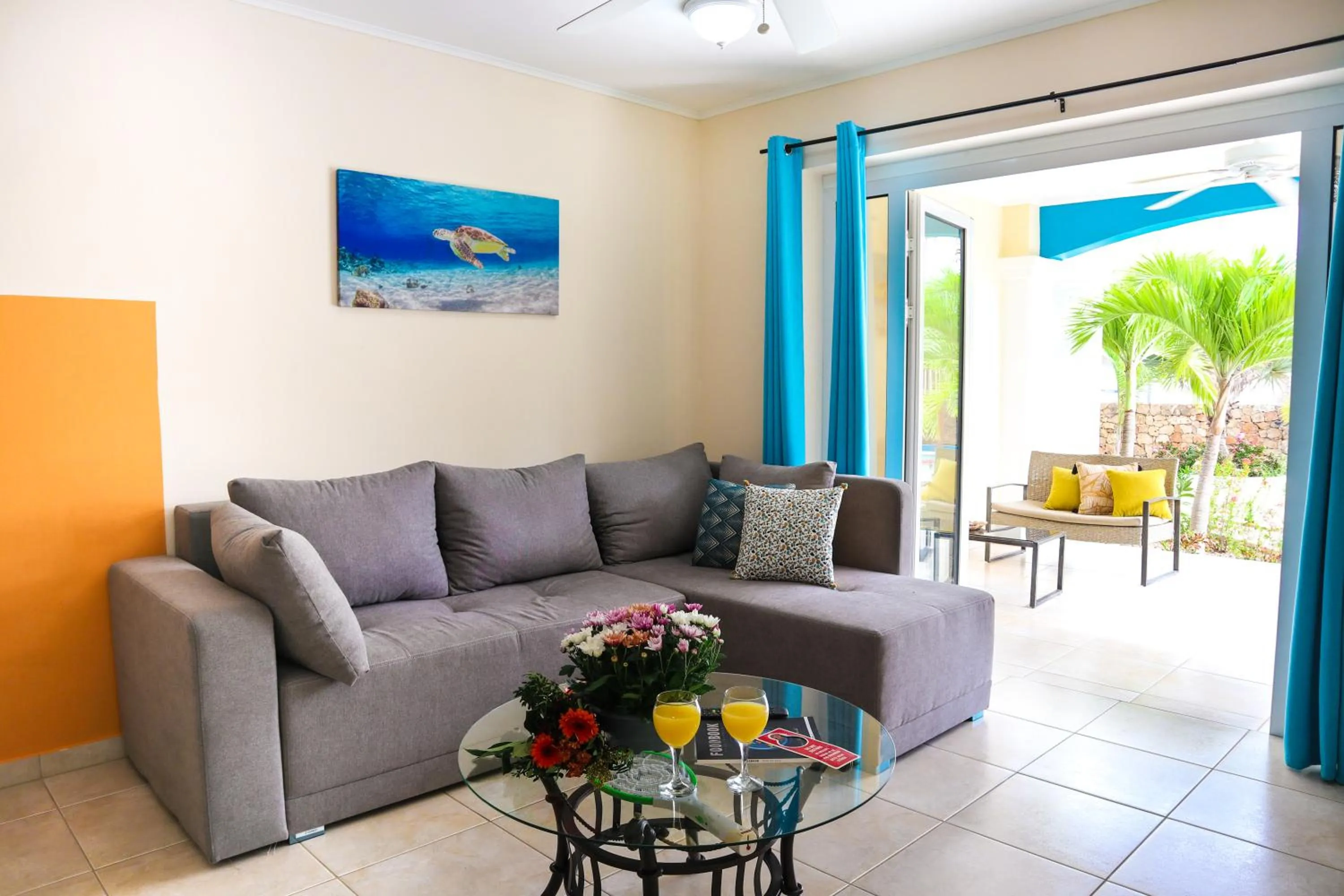 Balcony/Terrace, Seating Area in Aqua Viva Suites