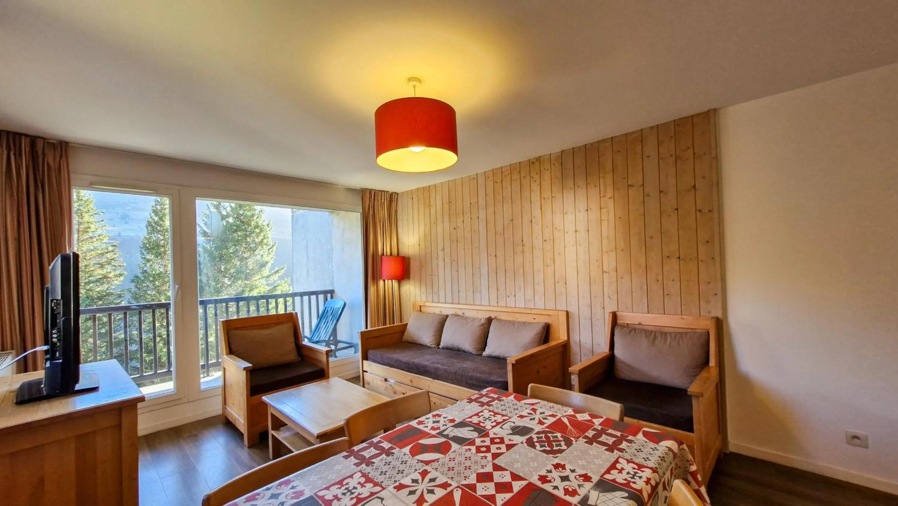 TV and multimedia, Bed in Residence les Pleiades