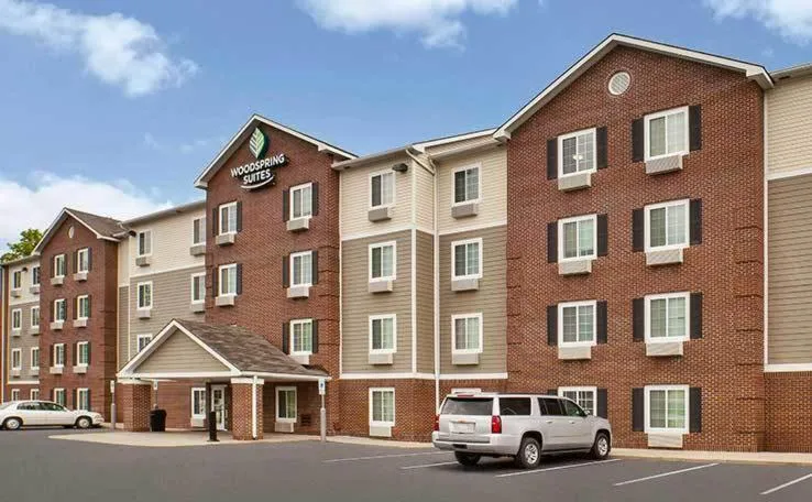 Property building in WoodSpring Suites Holland - Grand Rapids