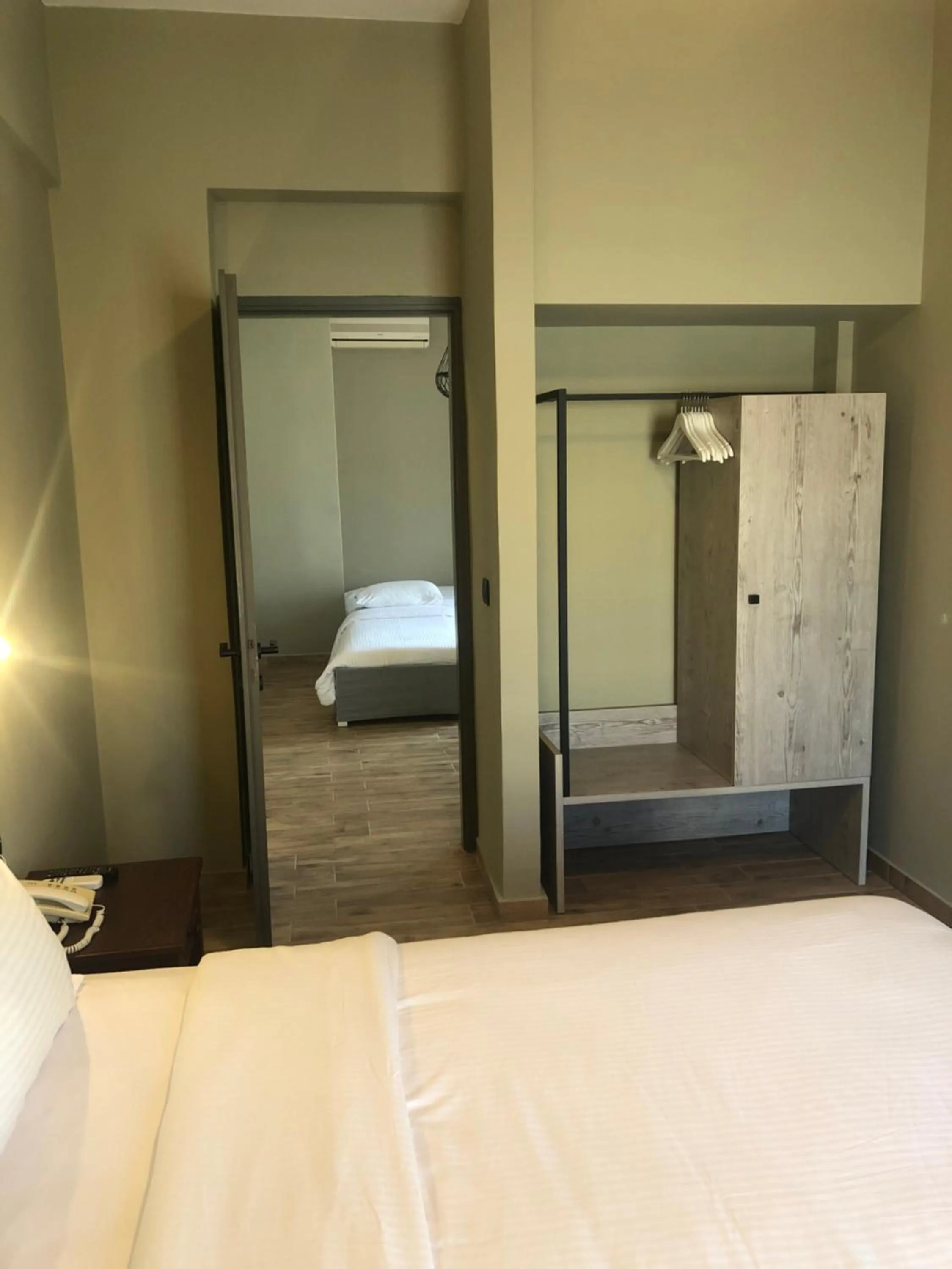 Bedroom, Bed in Petousis Hotel & Suites