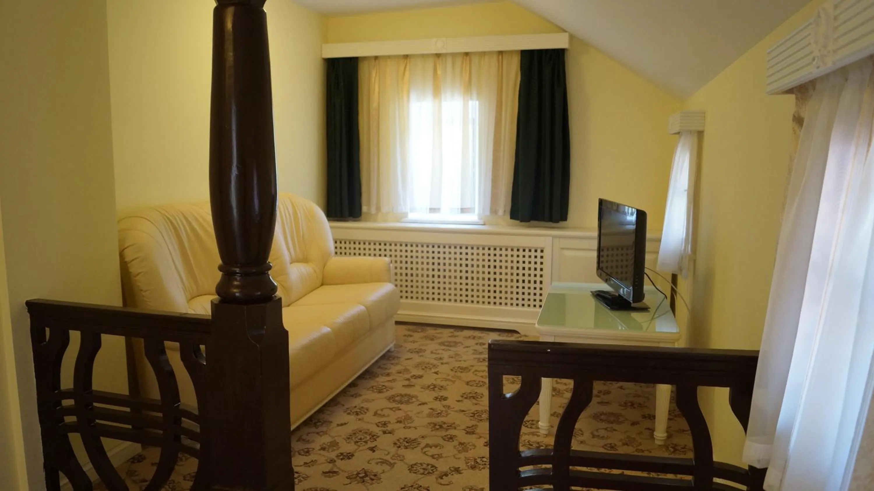 TV and multimedia, Bed in Complex La Tunuri - Vila Economat