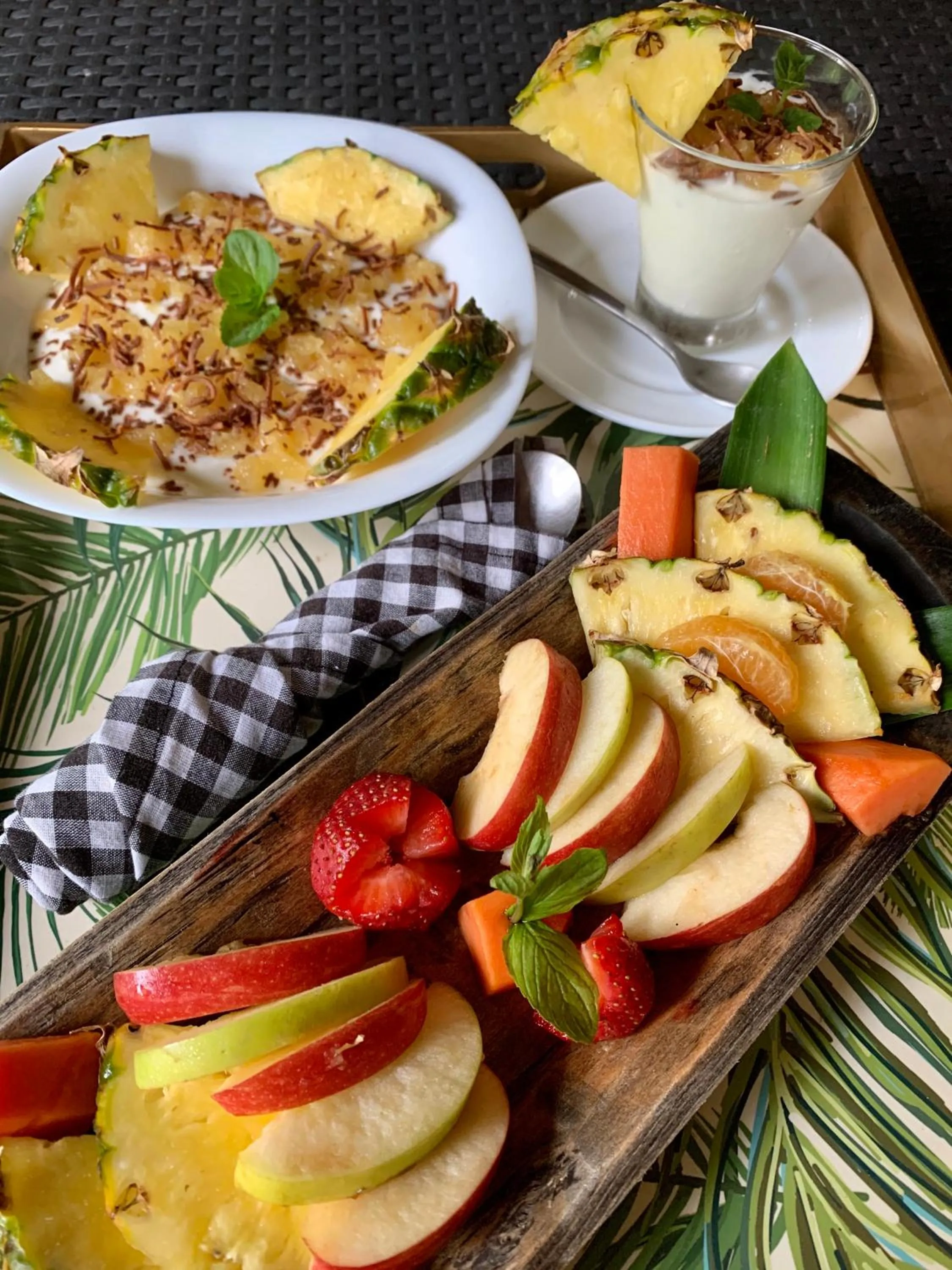 Food and drinks in Boatique Hotel and Marina