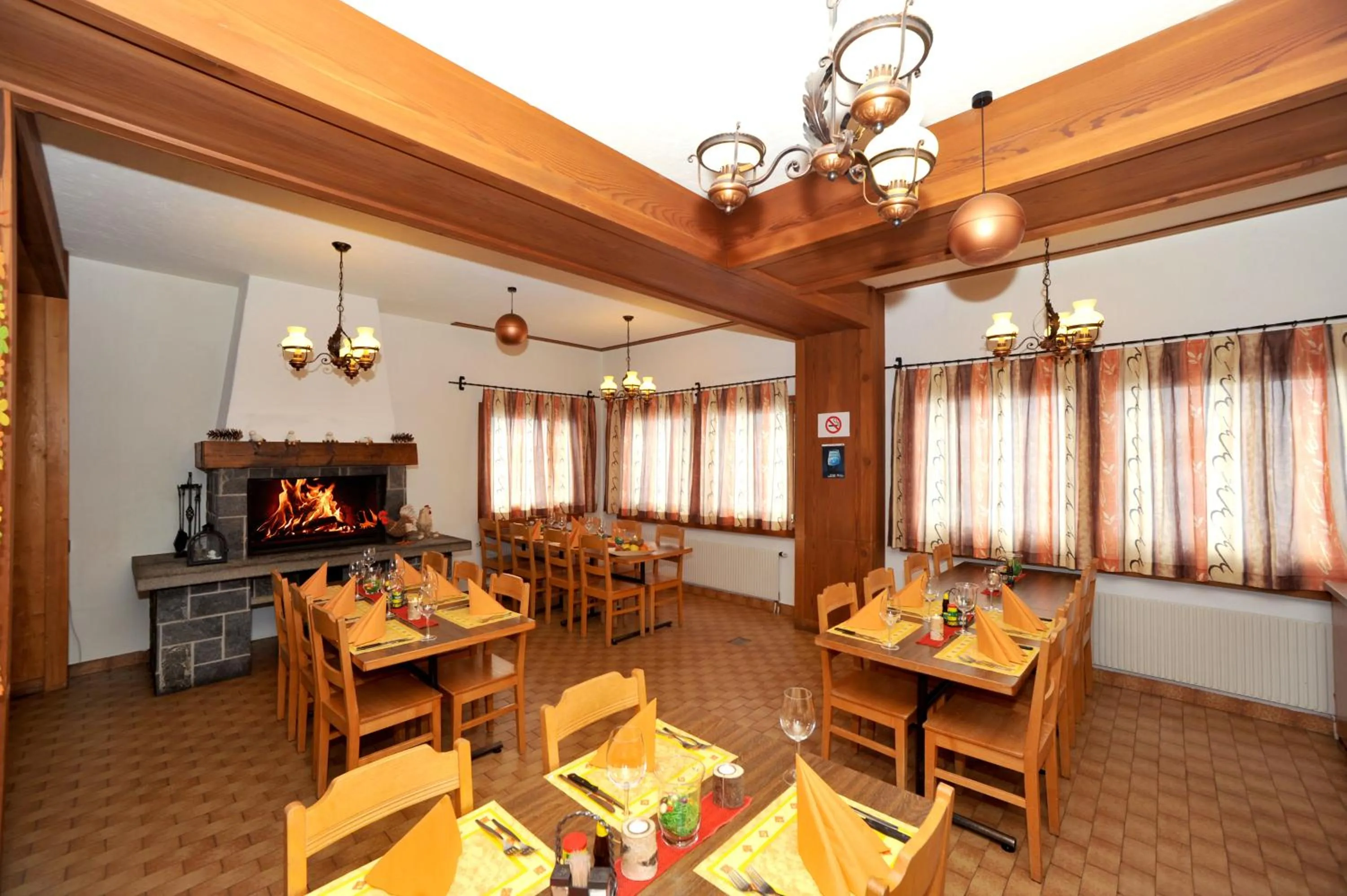 Restaurant/places to eat in Hotel Sparrhorn