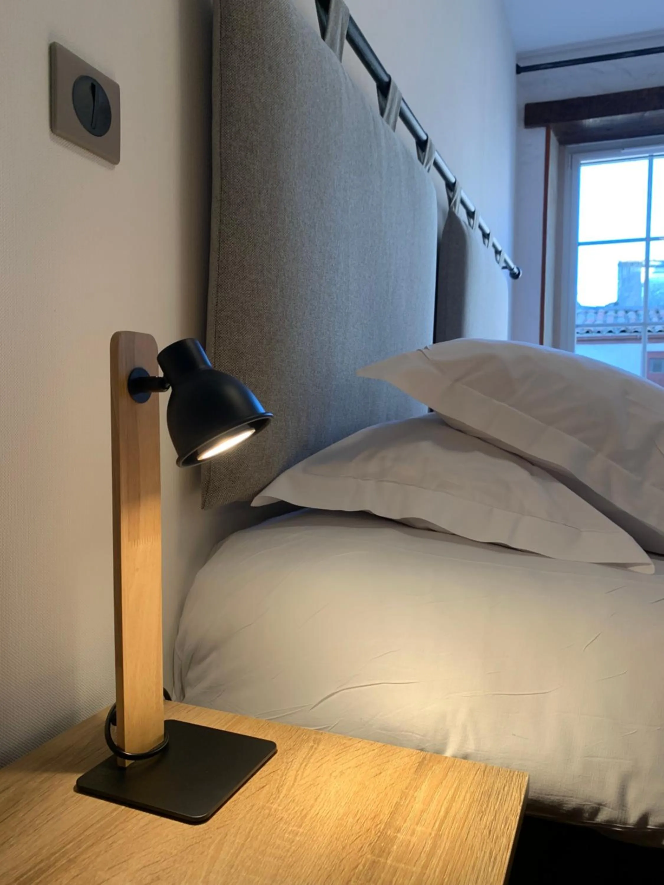 Bed in AUBERGE DU PORCHE