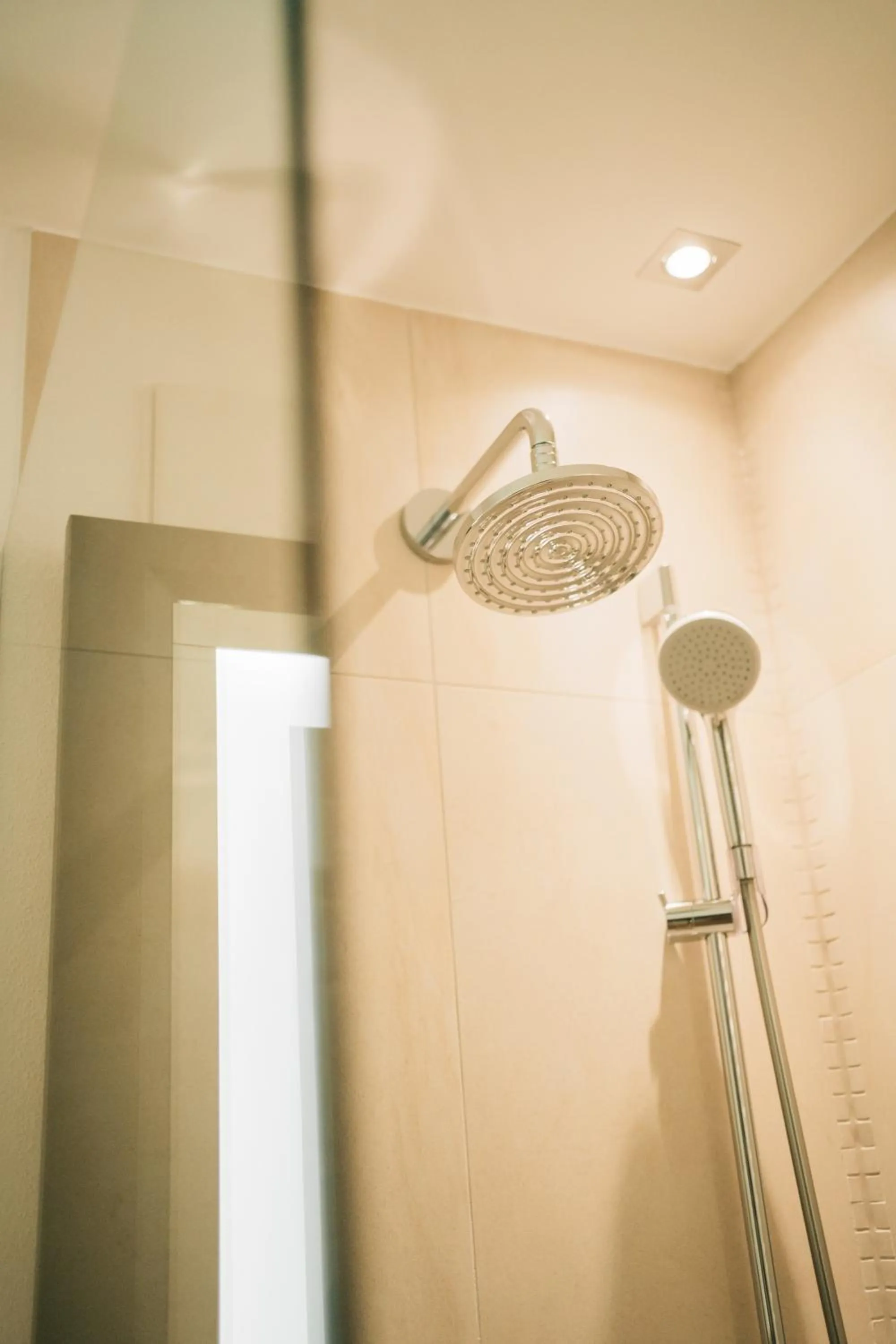 Shower in Klostermaier Hotel & Restaurant