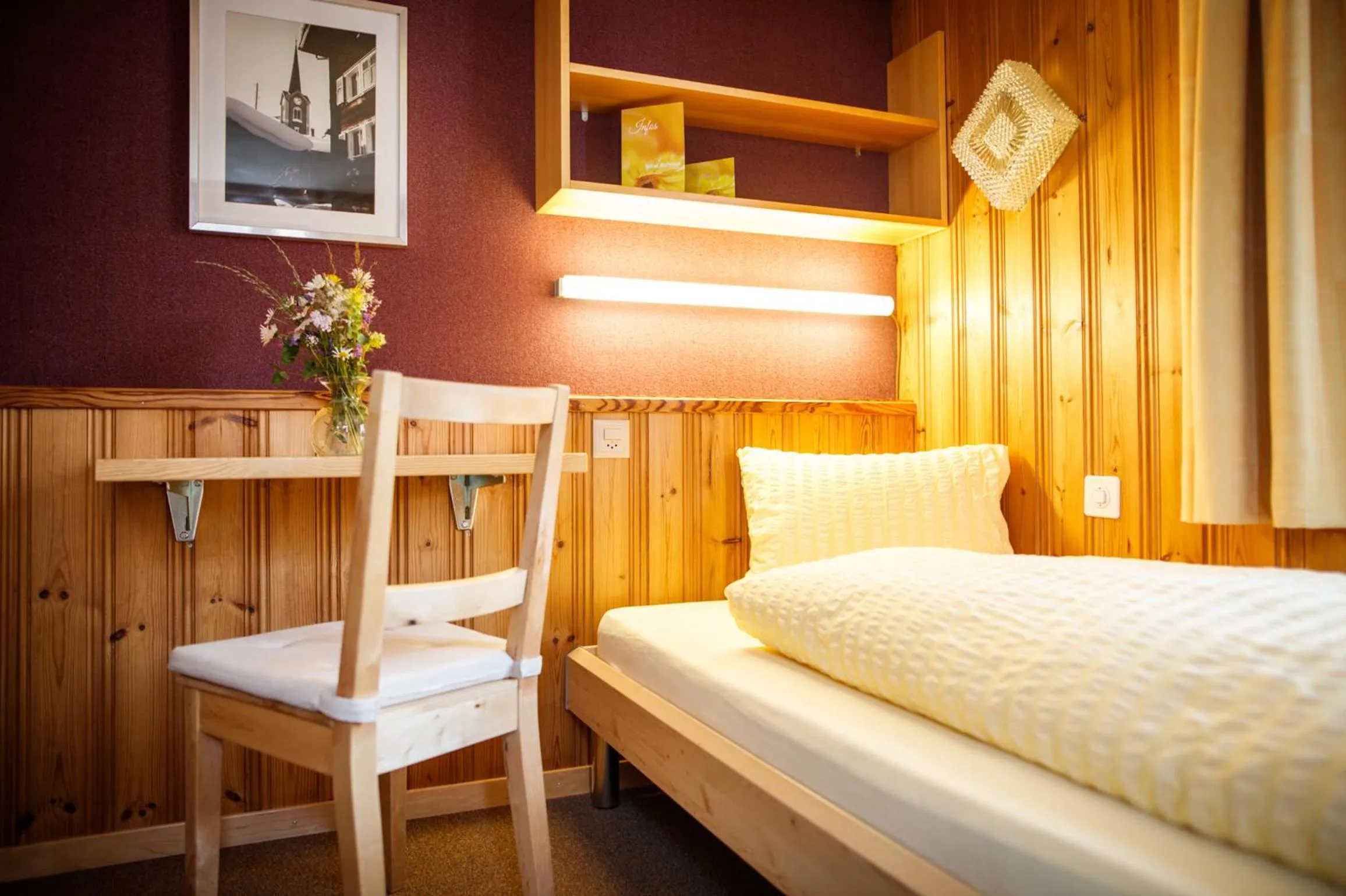 Photo of the whole room, Bed in Hotel Nufenen