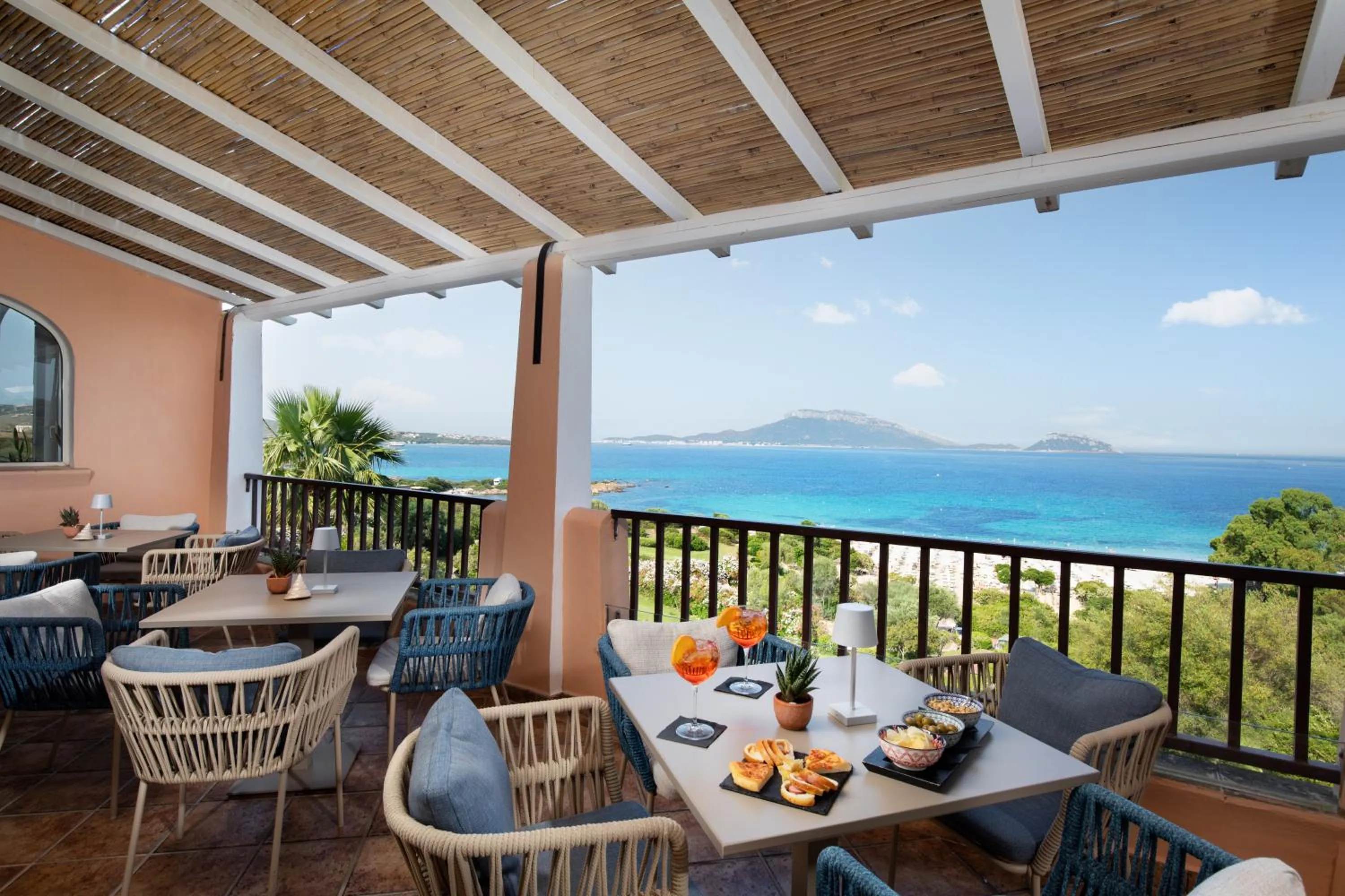 Lounge or bar in VOI Colonna Village