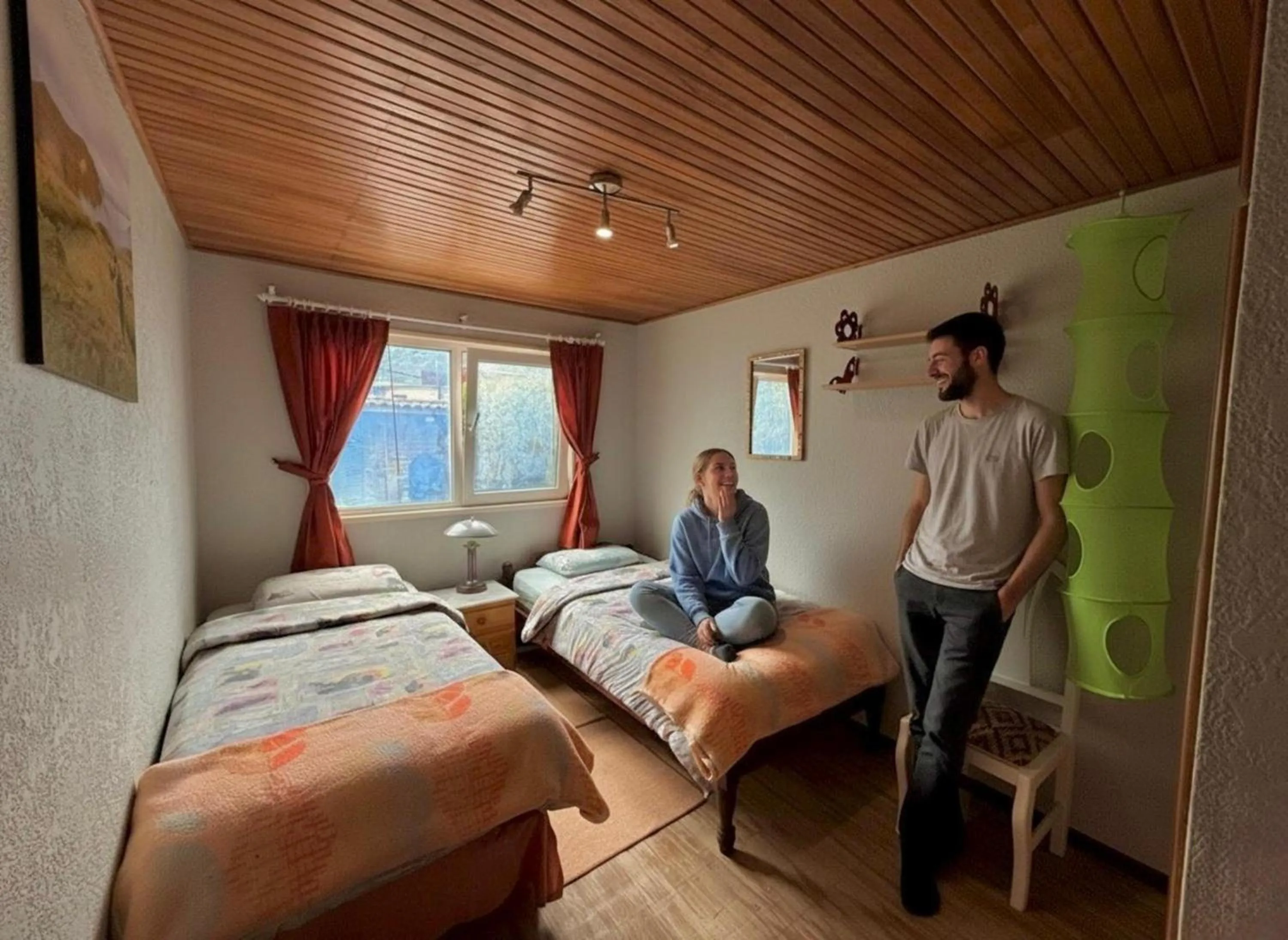 People, Bed in La Casa del Molino Blanco B&B