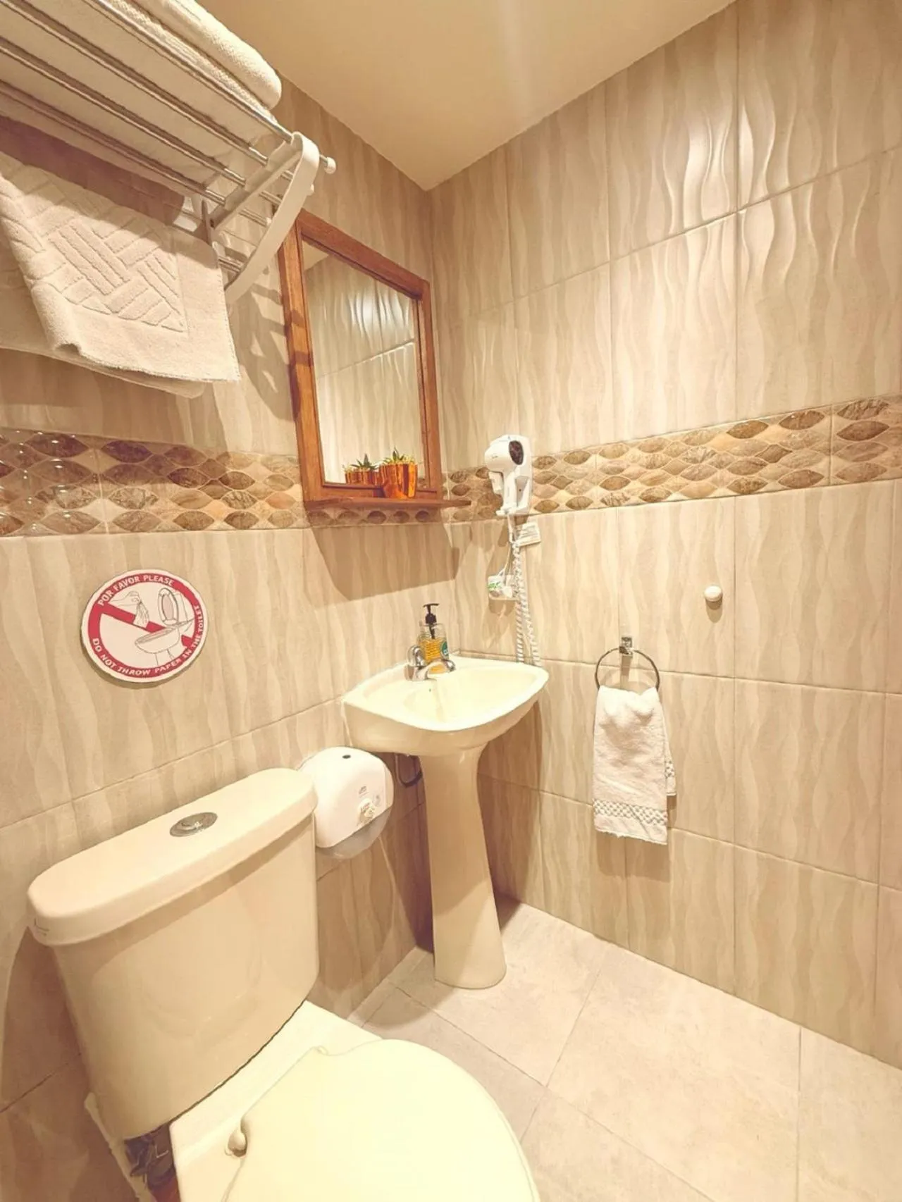 Shower in La Casa del Molino Blanco B&B