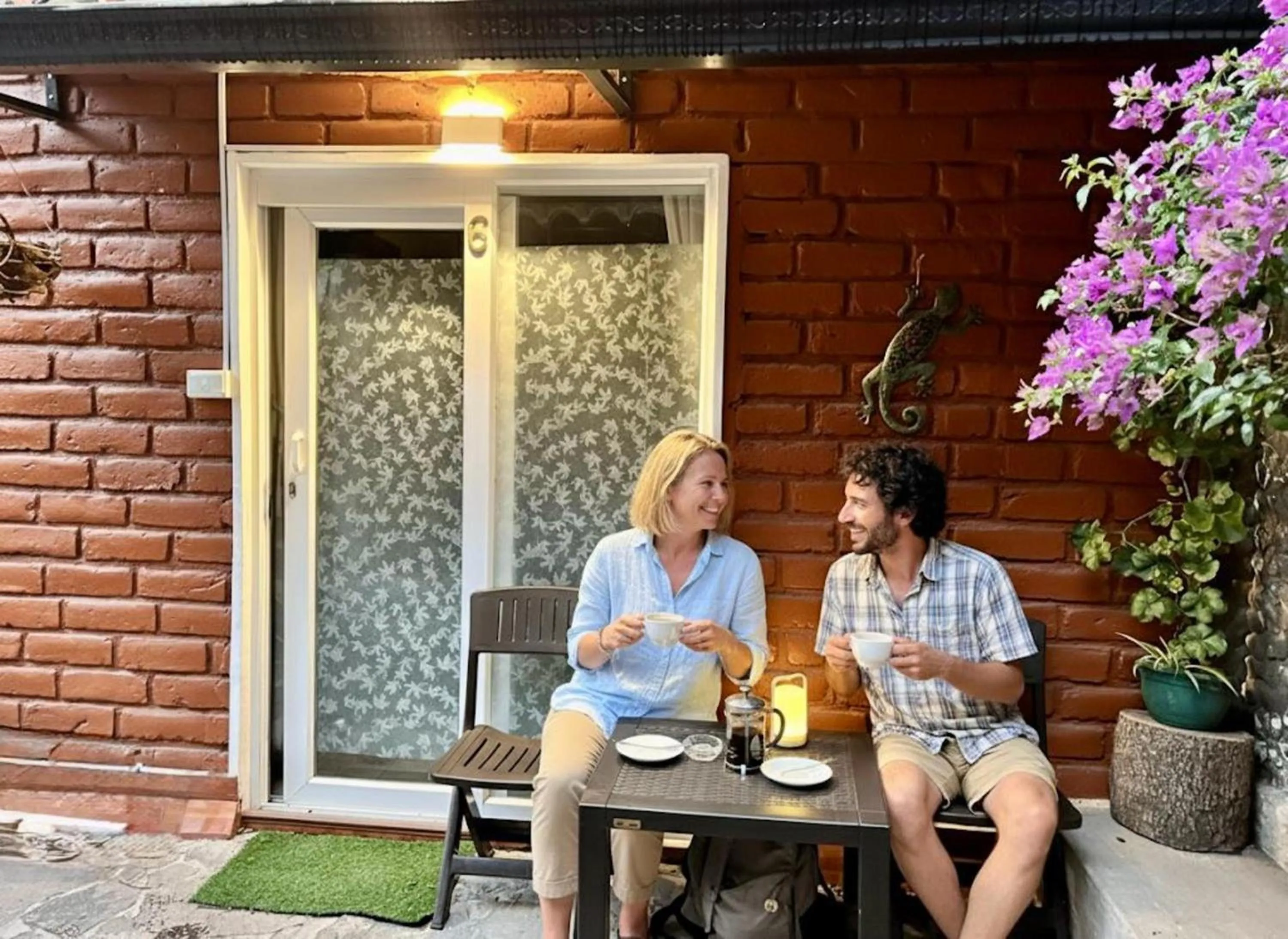 People in La Casa del Molino Blanco B&B