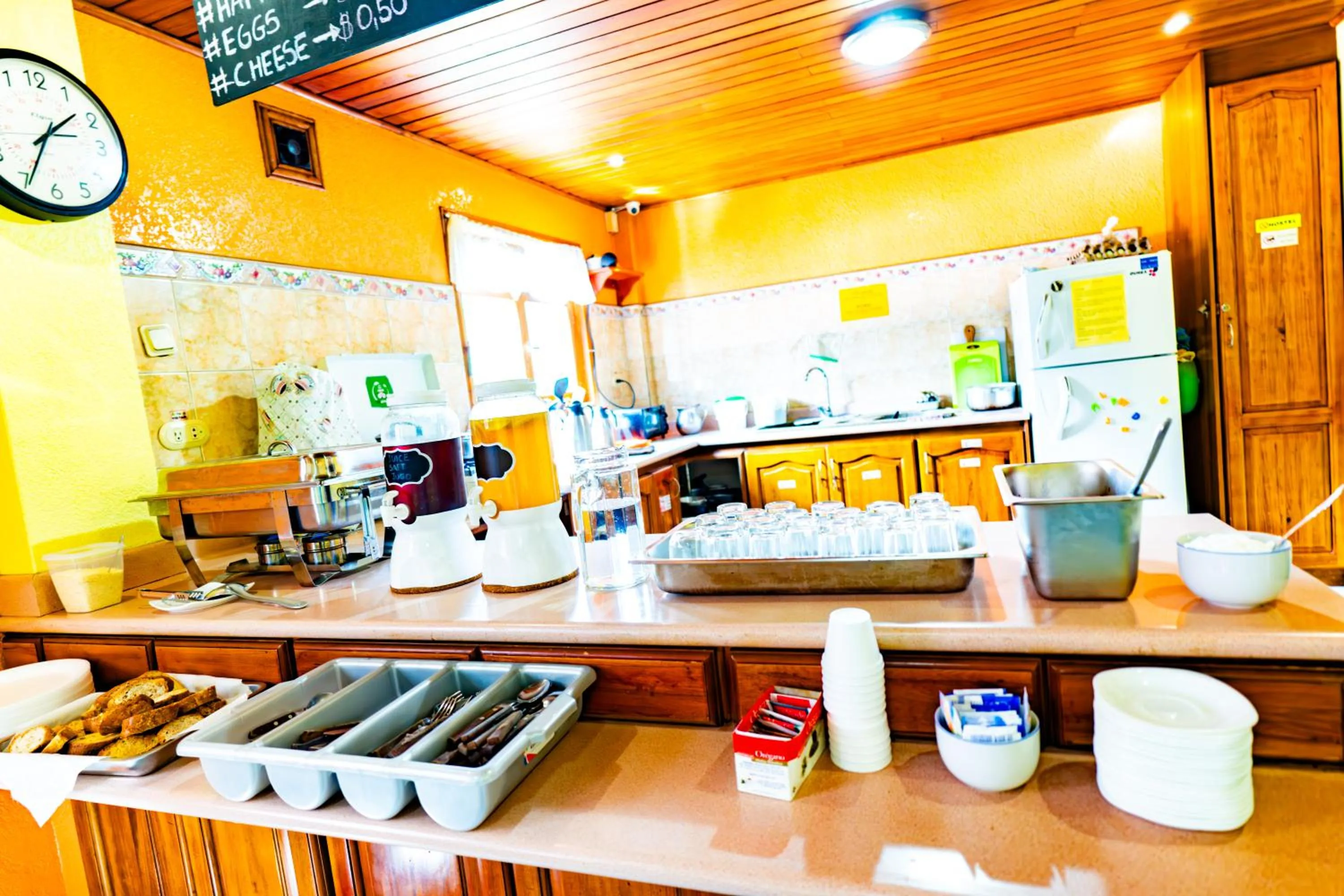 Restaurant/places to eat in La Casa del Molino Blanco B&B