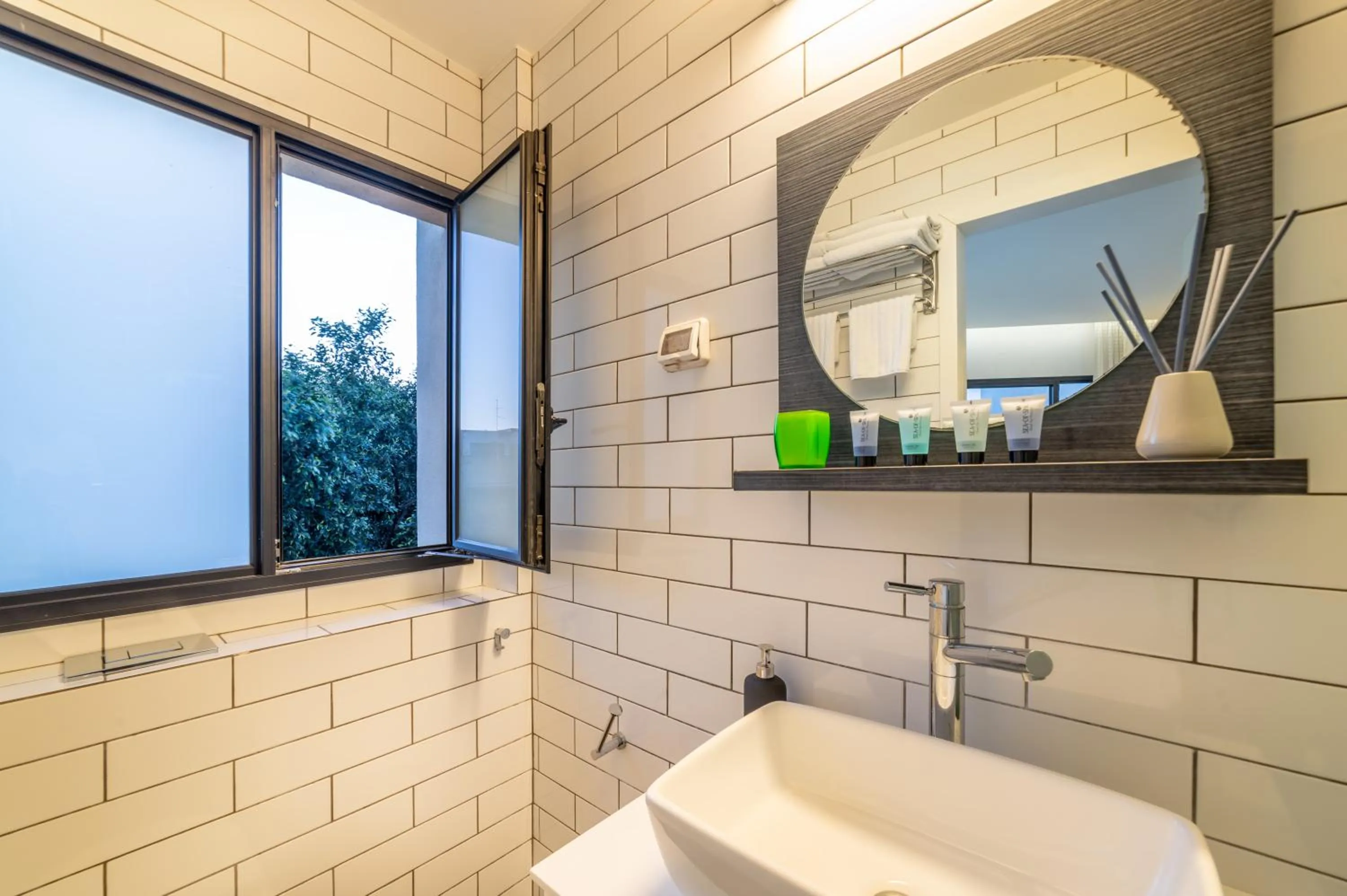 Bathroom in 130 Rock Apartments