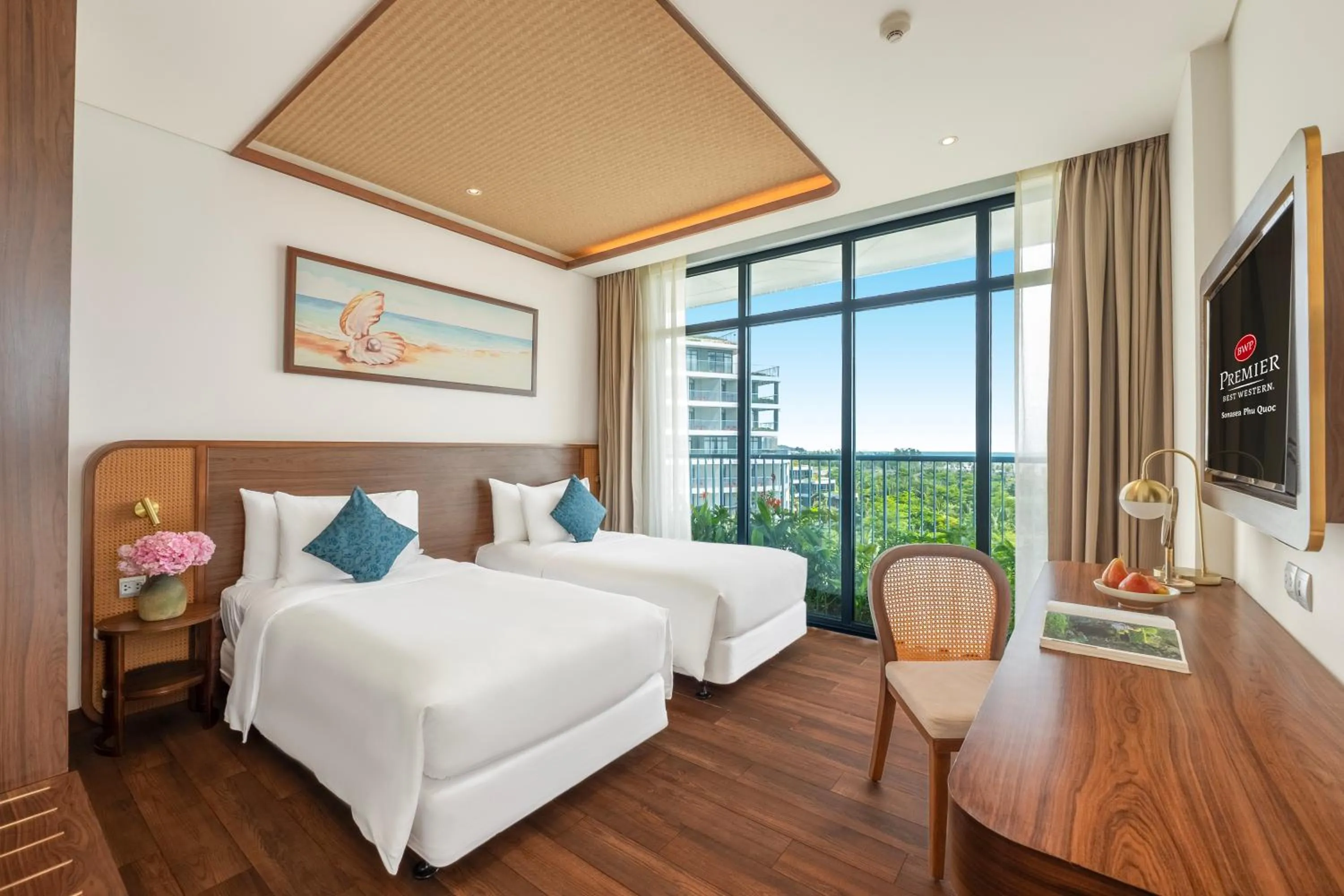 Bedroom, Bed in Best Western Premier Sonasea Phu Quoc