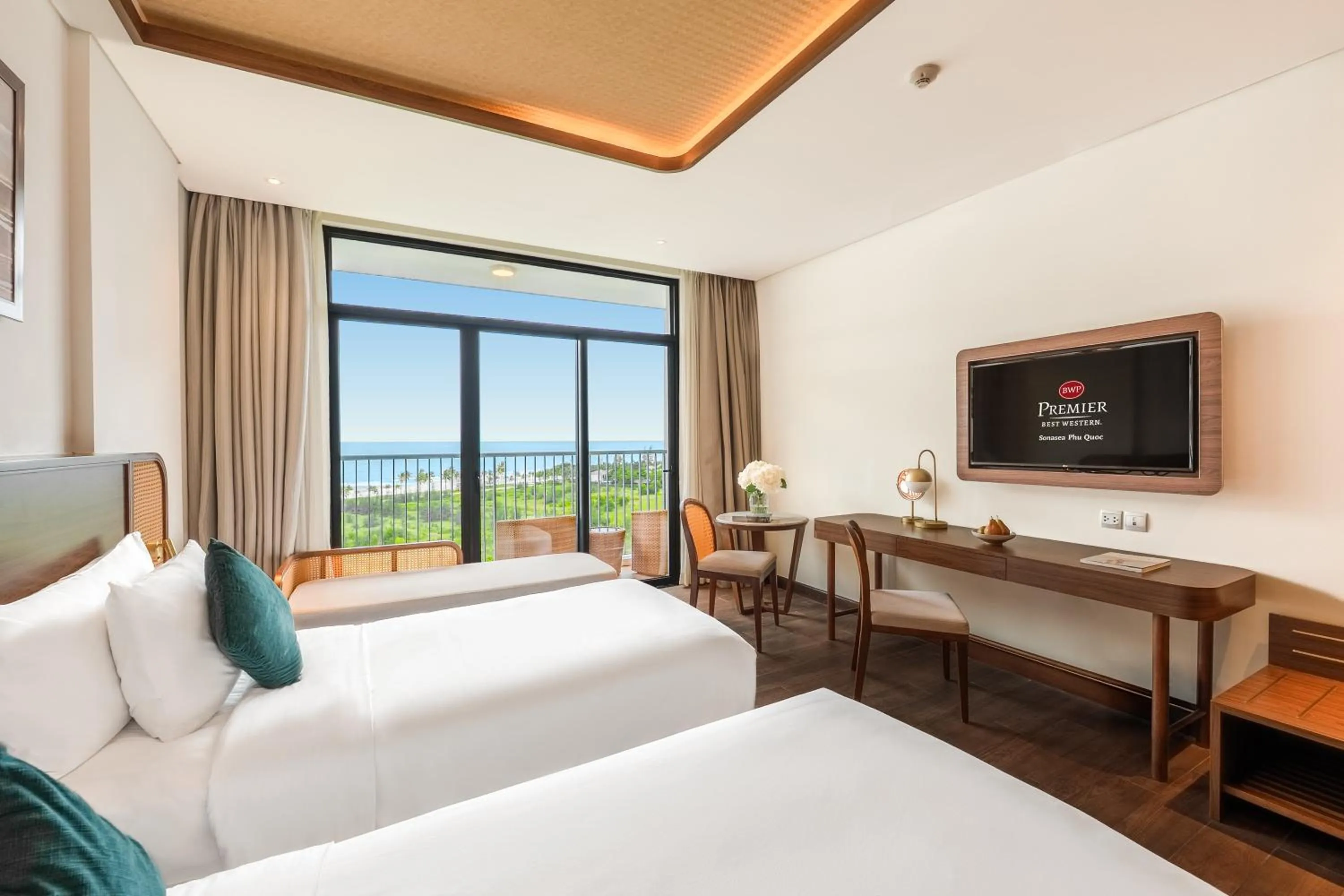 Bed in Best Western Premier Sonasea Phu Quoc