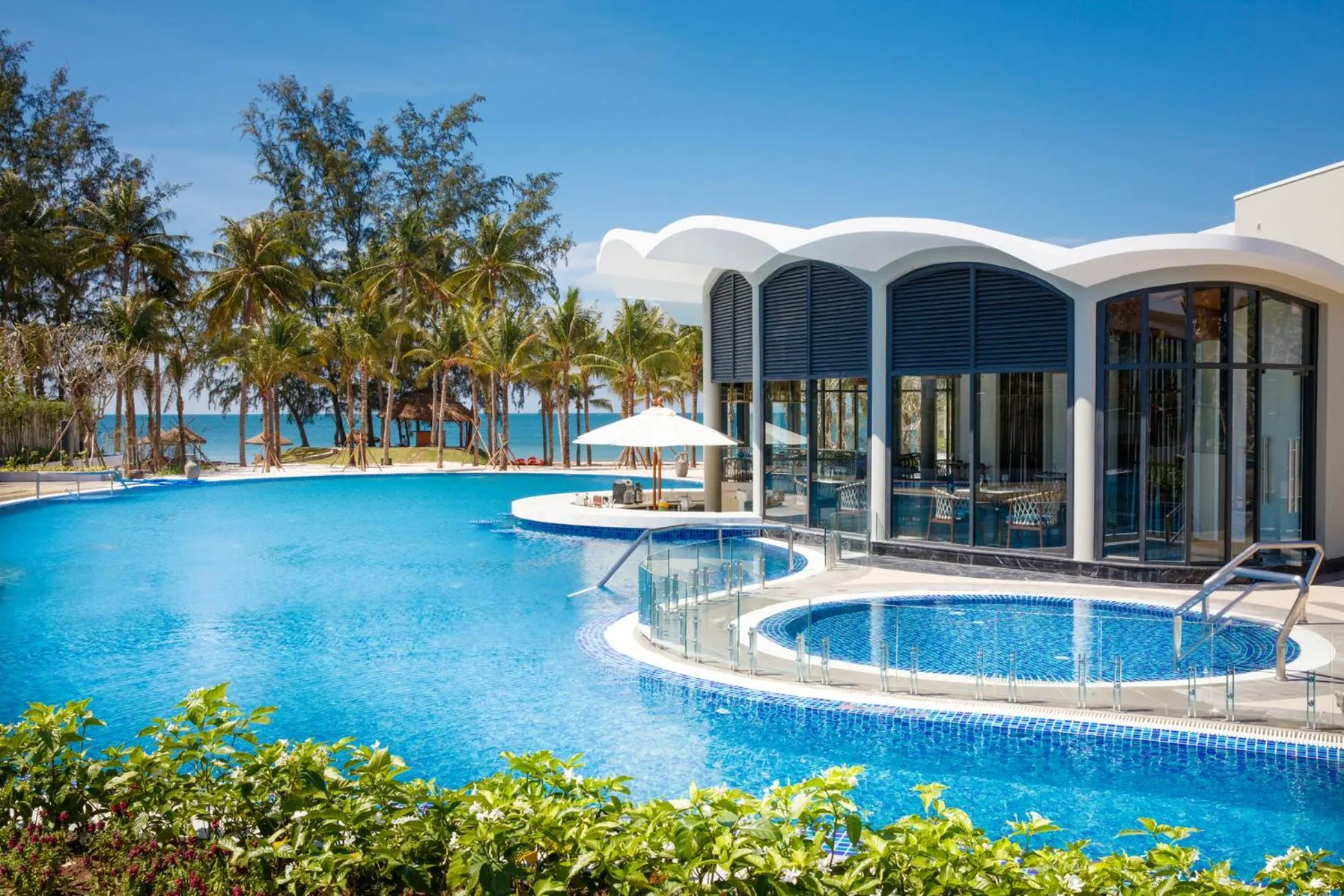 Swimming pool in Best Western Premier Sonasea Phu Quoc