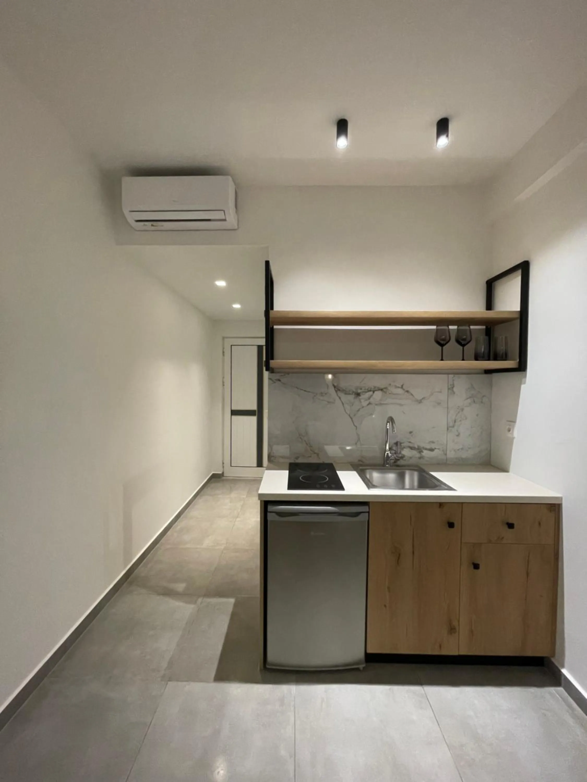 Kitchen or kitchenette in George Deluxe Apartments
