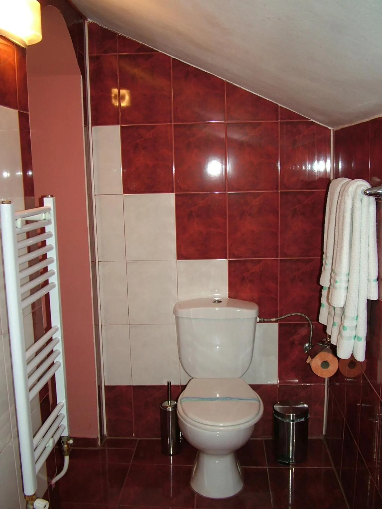 Bathroom in Hotel Color