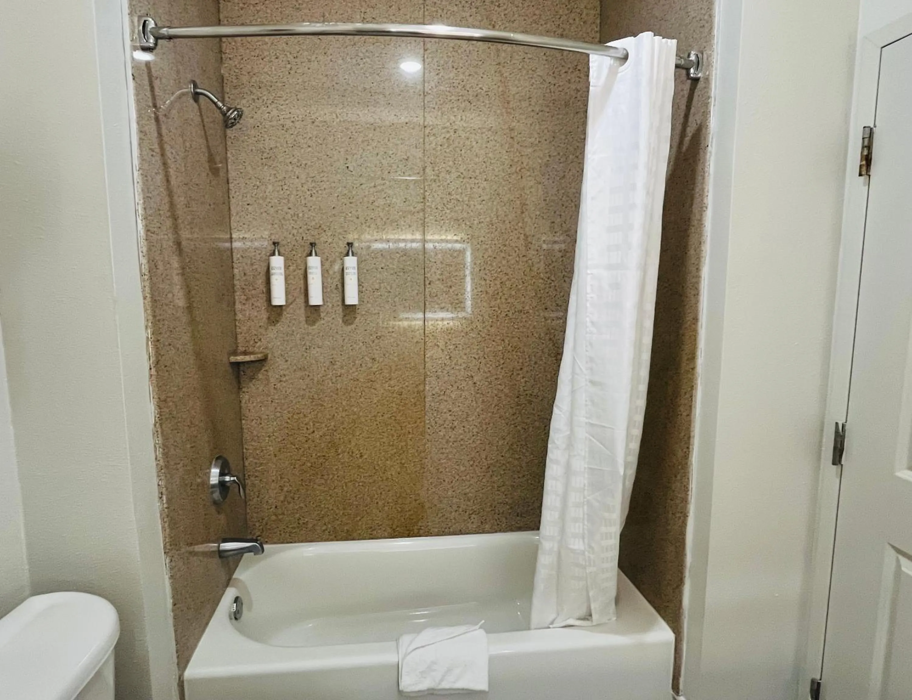 Sonesta Essential Hotel Houston-I-45 Spring