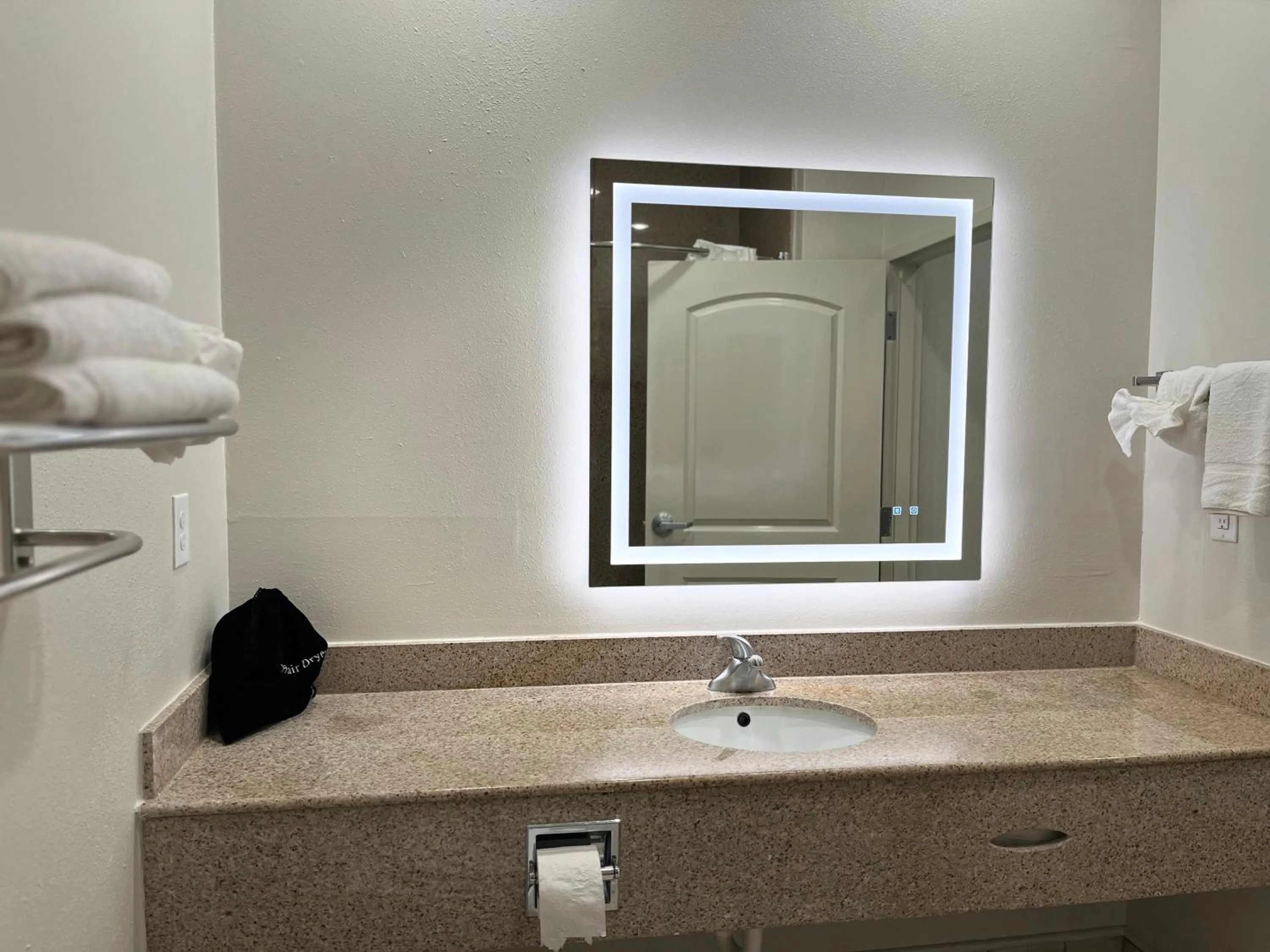 Sonesta Essential Hotel Houston-I-45 Spring